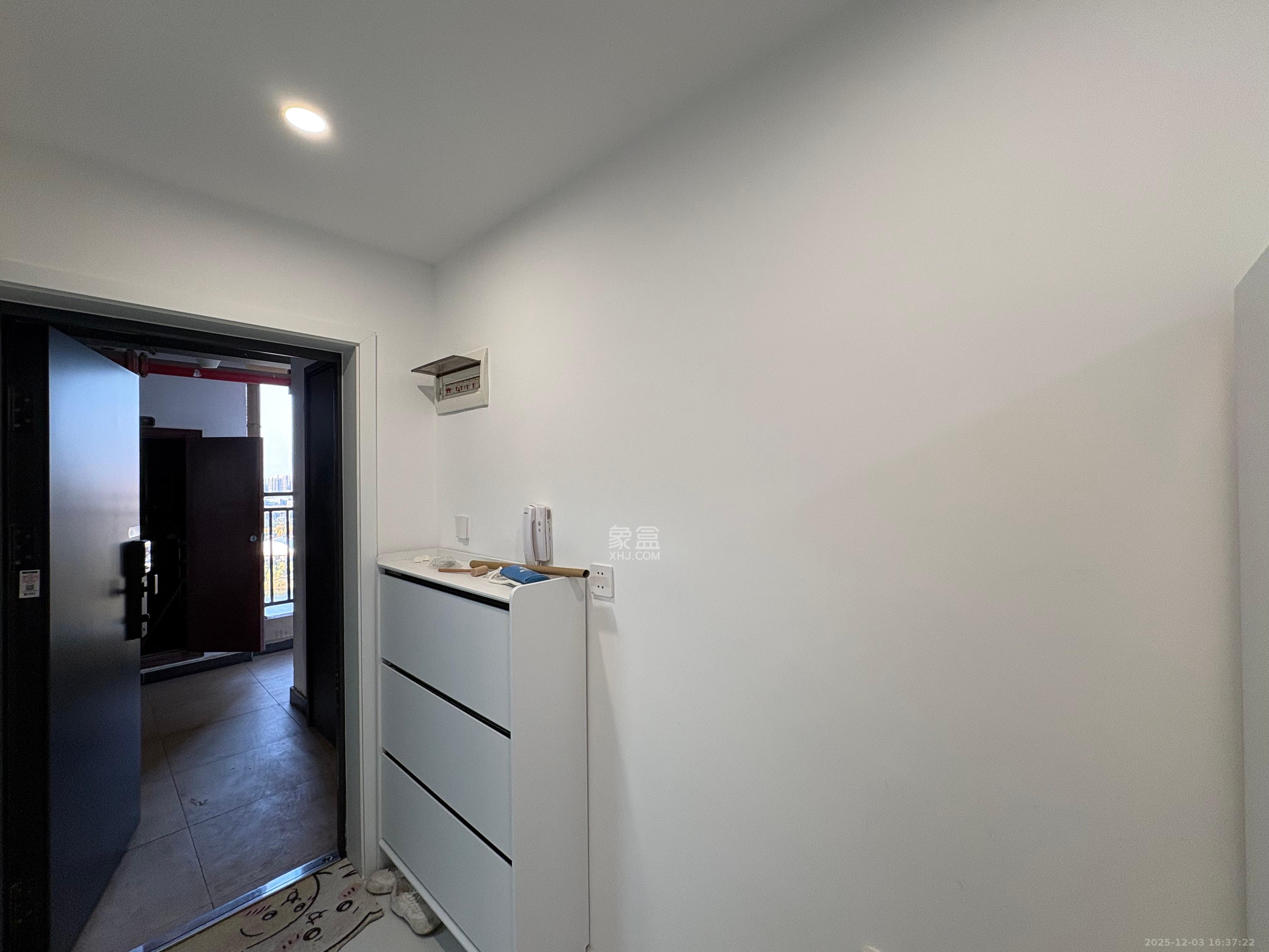 嘉雨兴园 1室0厅0卫 1900.0元/月 嘉雨兴园 1室0厅0卫 1900.0元/月室内图