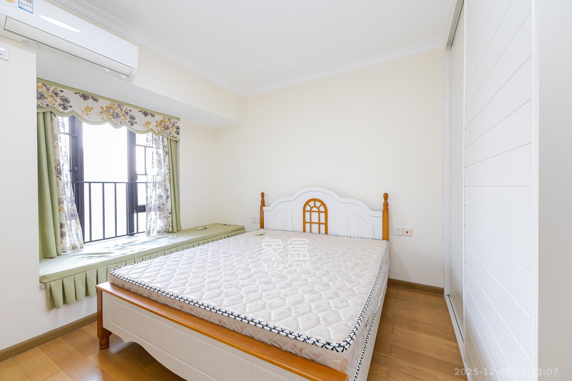 时代倾城一期  3室2厅1卫    80.0万卧室