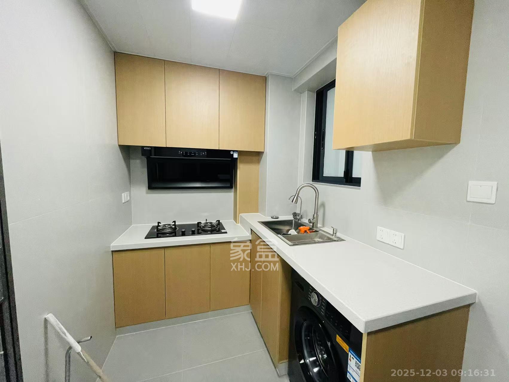 君悦新天地  2室2厅2卫    2500.0元/月室内图