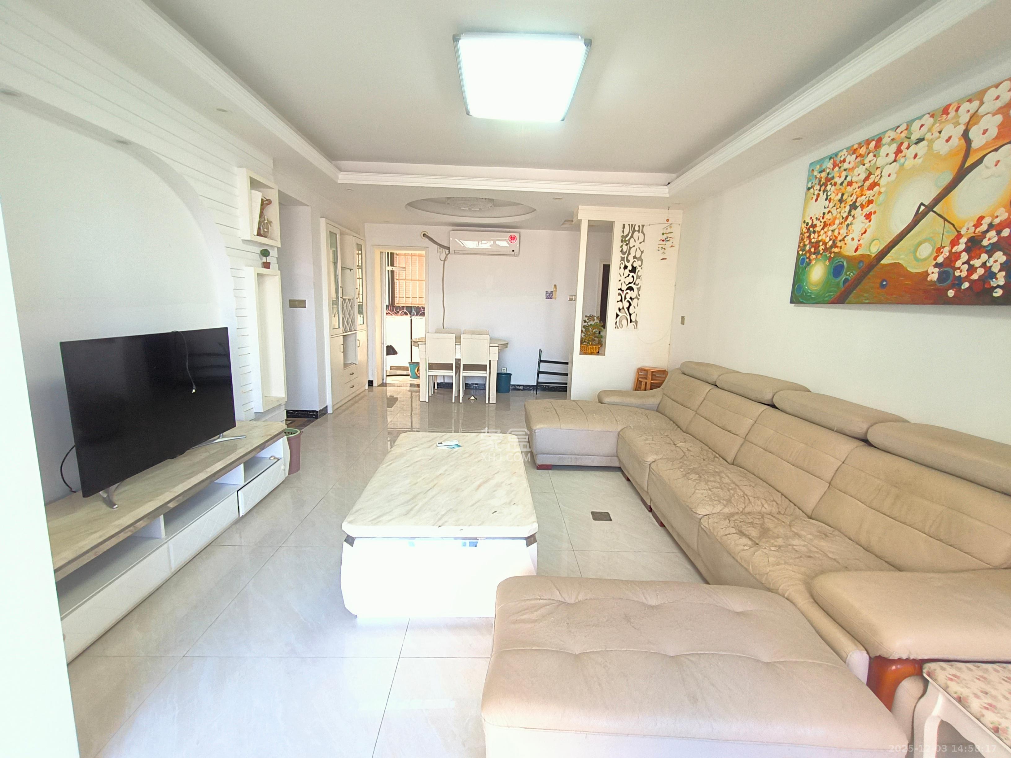 尚都花园城  3室1厅2卫    2300.0元/月