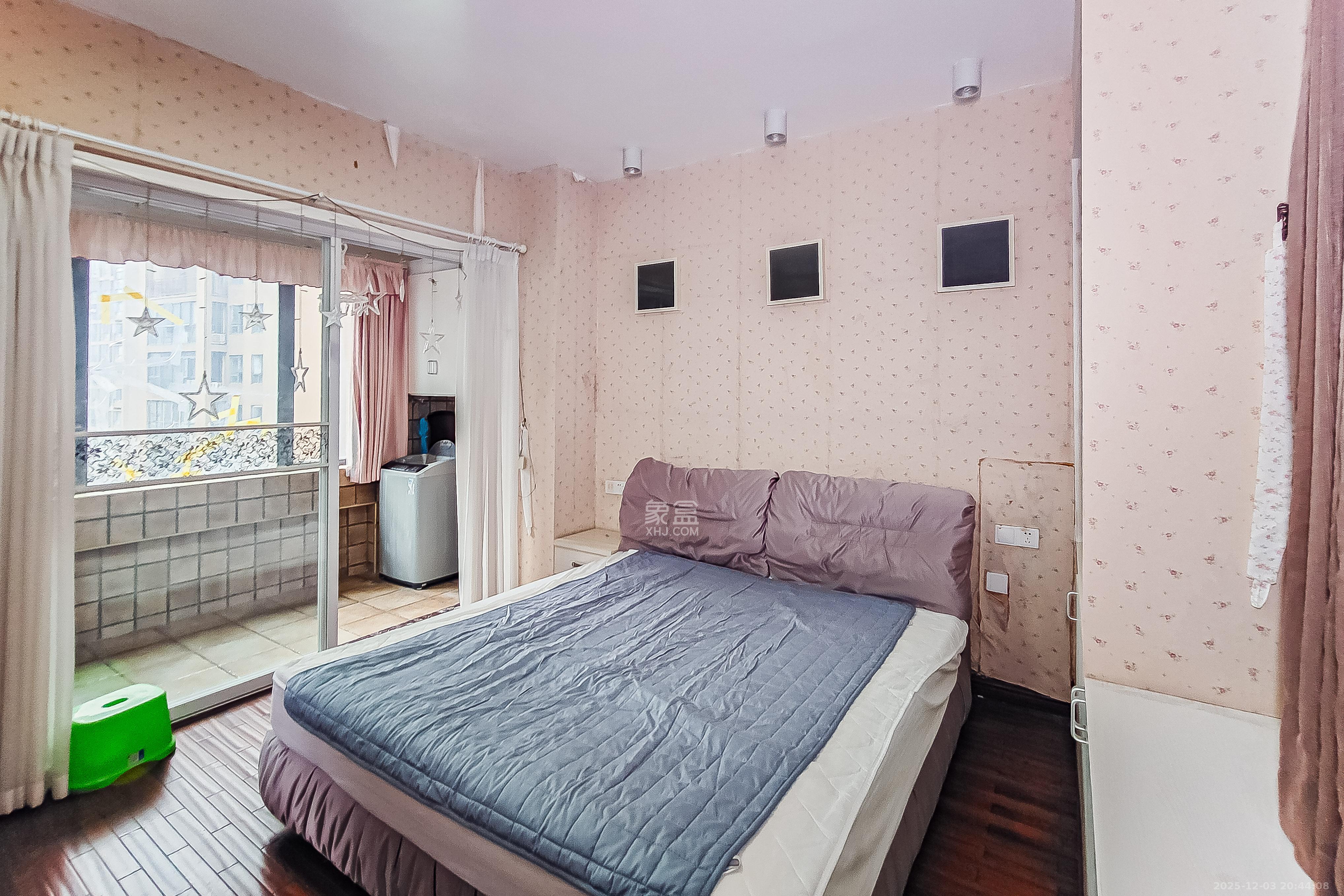 万博汇  1室1厅1卫    57.0万卧室