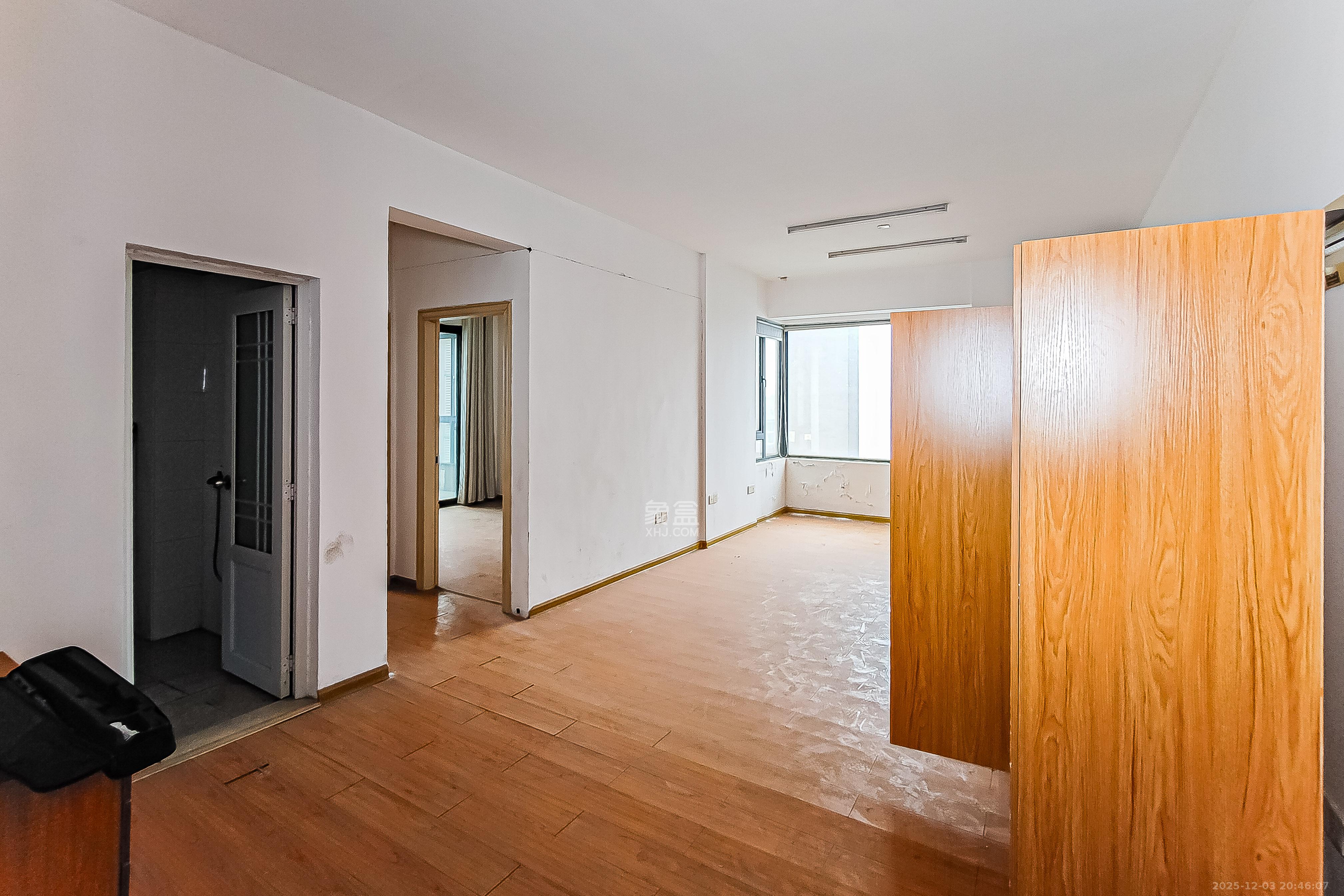 建发汇金国际 2室2厅1卫 96.8万 建发汇金国际 2室2厅1卫 96.8万客厅