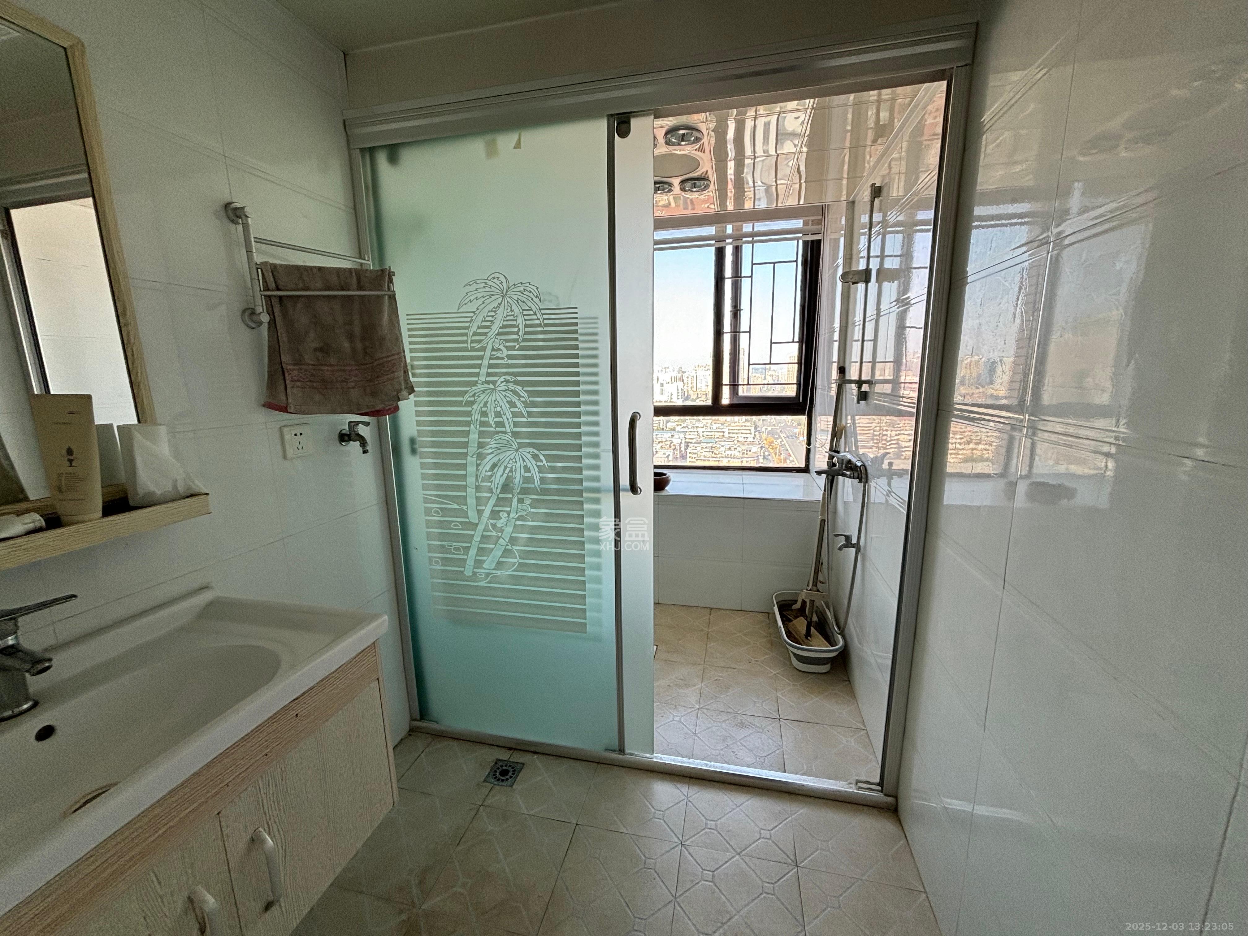 枫林家园  2室1厅1卫    3000.0元/月室内图