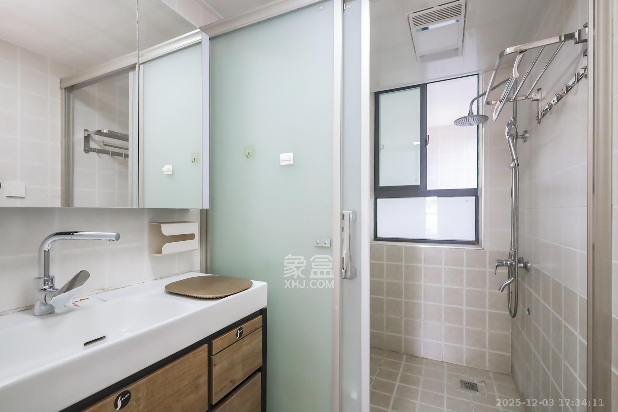 兰亭都荟（璟峰苑）  3室2厅1卫    100.0万卫生间