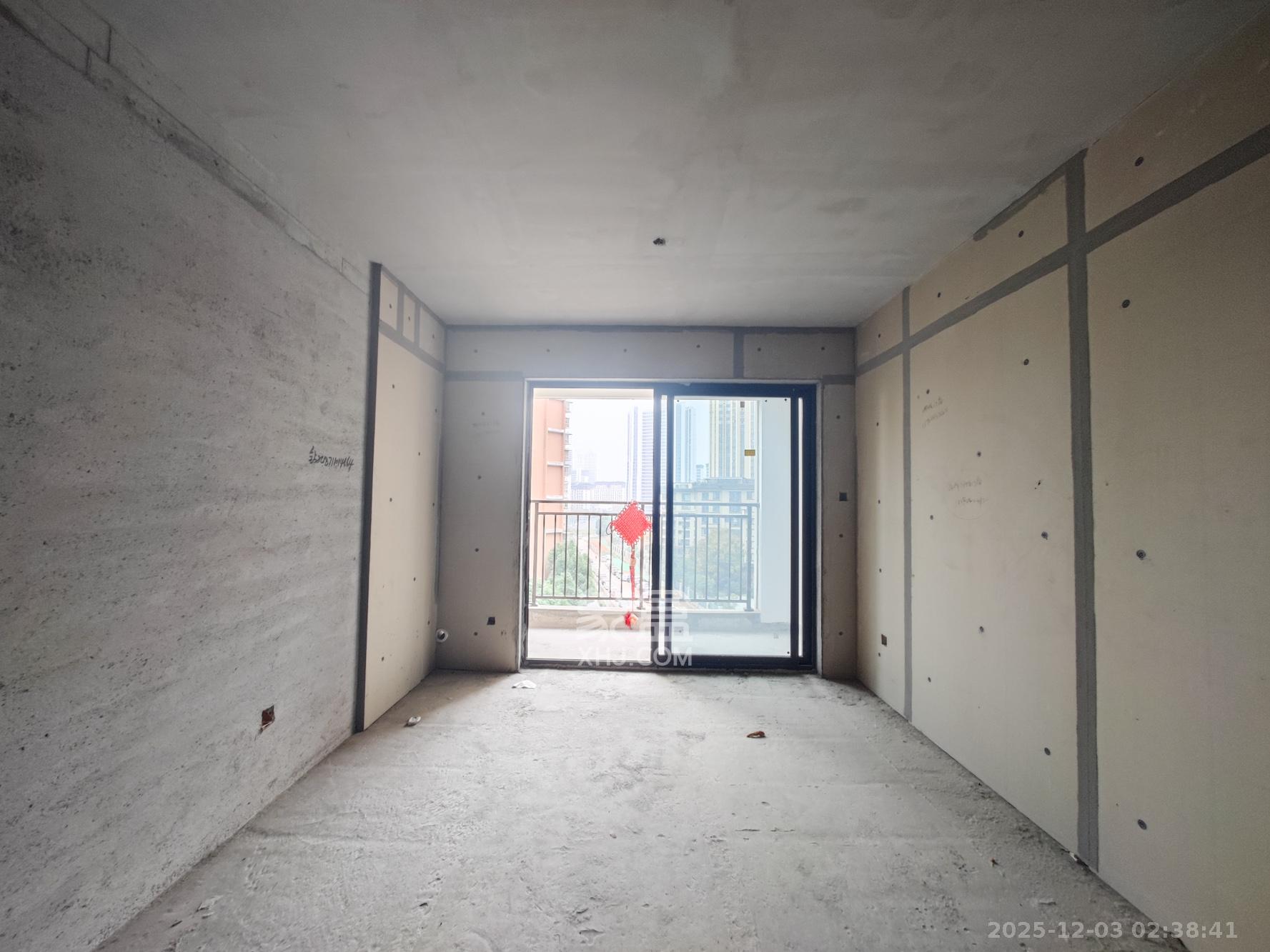 润和翰文府  3室1厅1卫    93.8万客厅