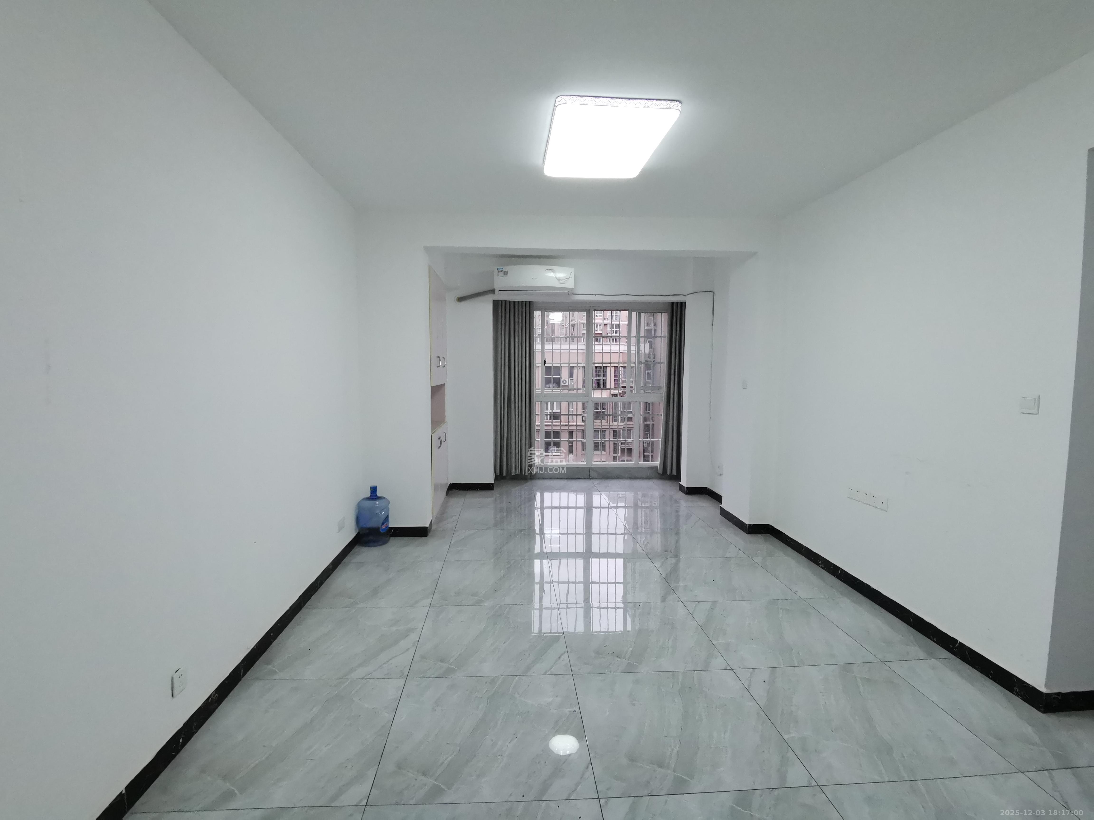 上河国际C区 3室2厅1卫 2800.0元/月 上河国际C区 3室2厅1卫 2800.0元/月室内图