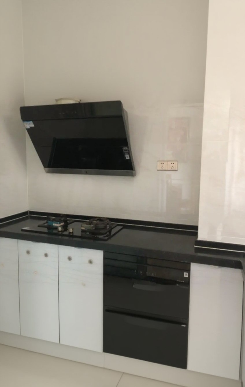 滨海幸福里 3室2厅2卫 4000.0元/月 滨海幸福里 3室2厅2卫 4000.0元/月室内图