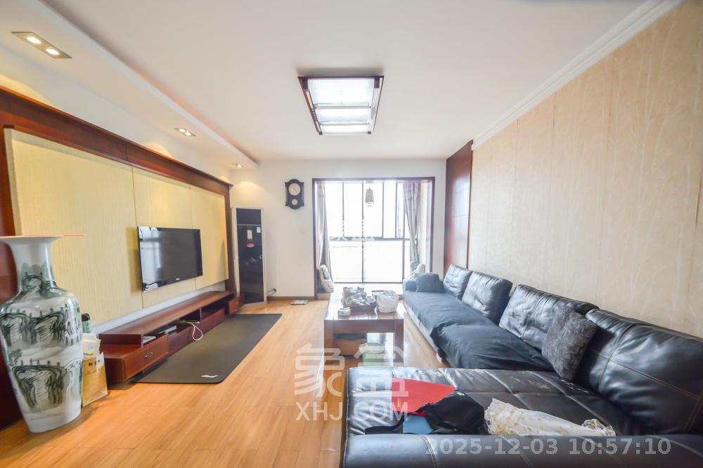 中江佳境天成 3室2厅1卫 2600.0元/月 中江佳境天成 3室2厅1卫 2600.0元/月室内图