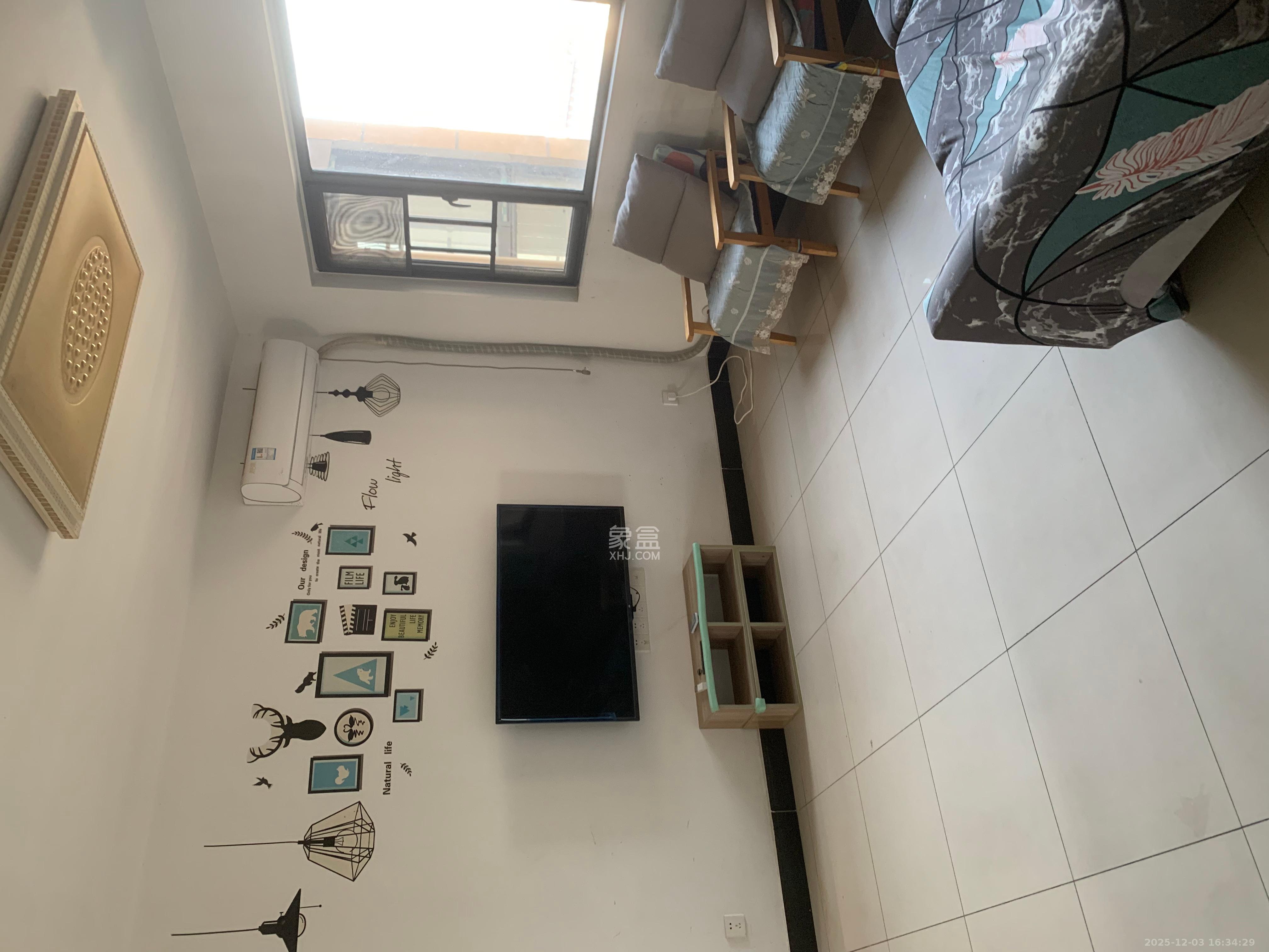 荣盛花语书苑  3室2厅1卫    2400.0元/月