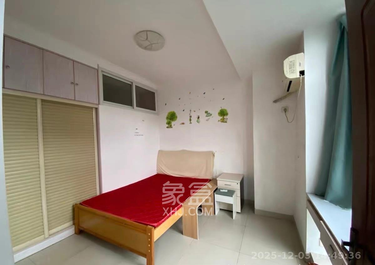 阳光100三期 2室2厅1卫 1800.0元/月 阳光100三期 2室2厅1卫 1800.0元/月室内图