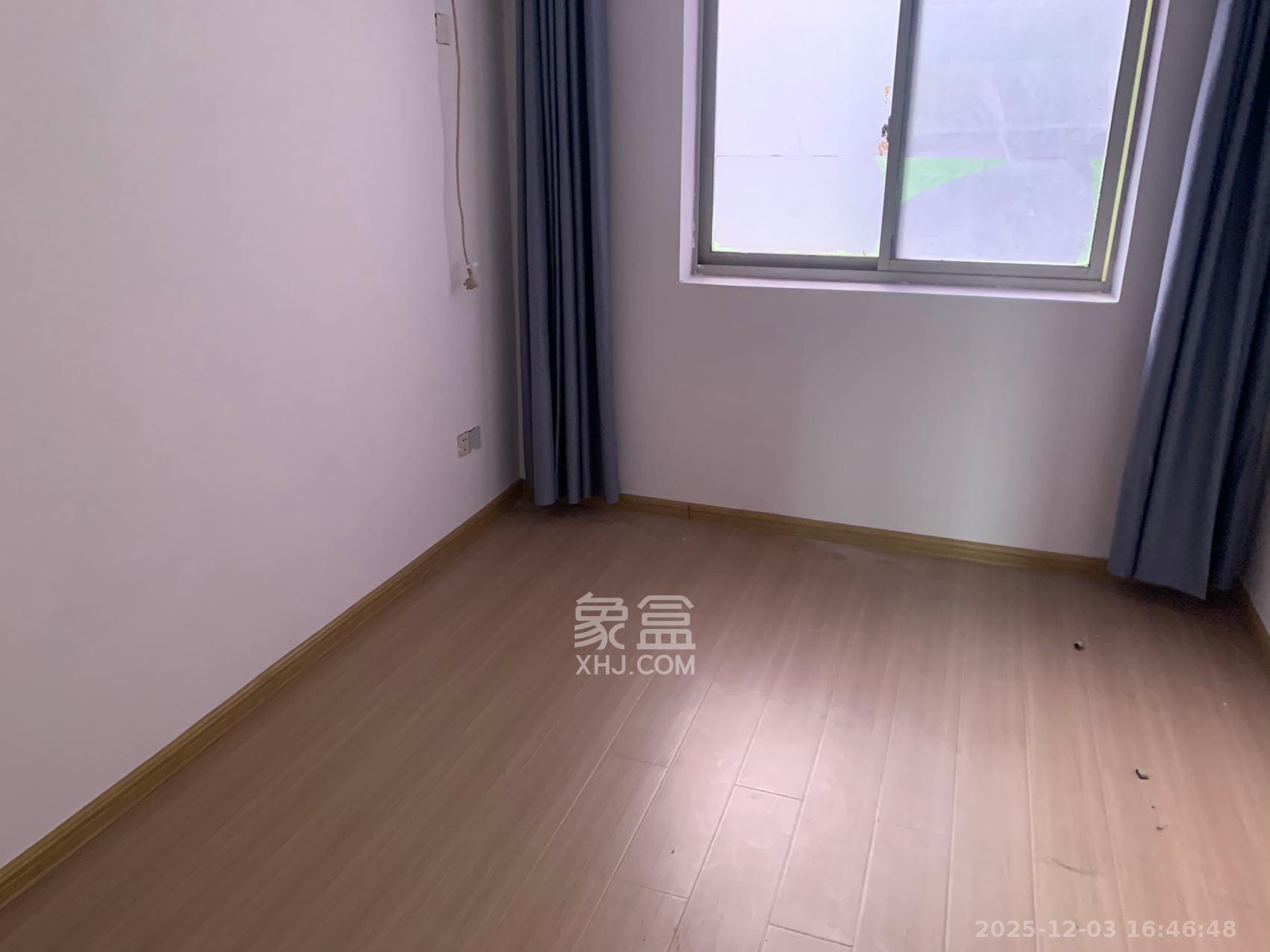 白沙湾嘉园 3室2厅1卫 2800.0元/月 白沙湾嘉园 3室2厅1卫 2800.0元/月室内图