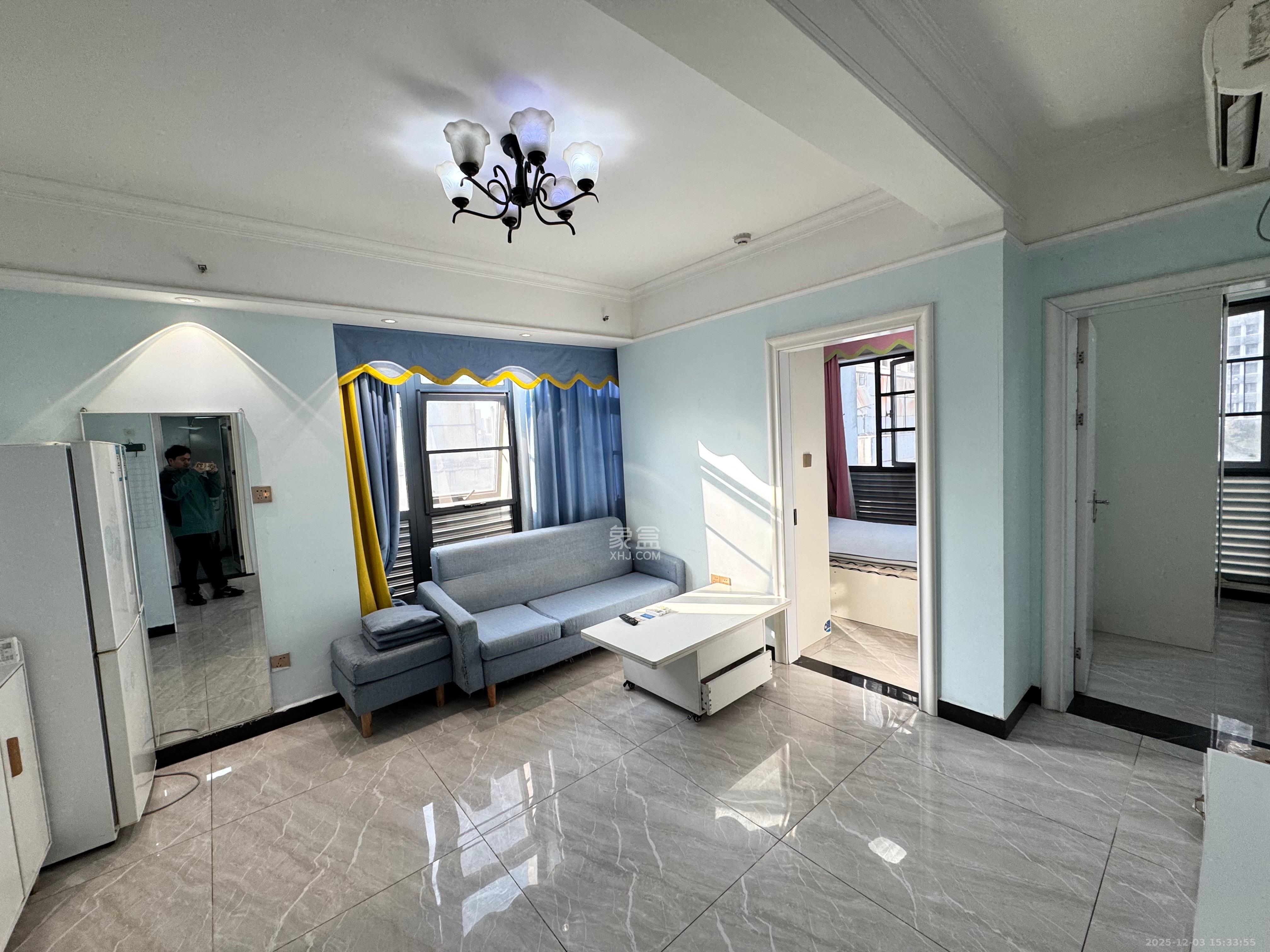 欧亚达国际广场  2室1厅1卫    1900.0元/月室内图