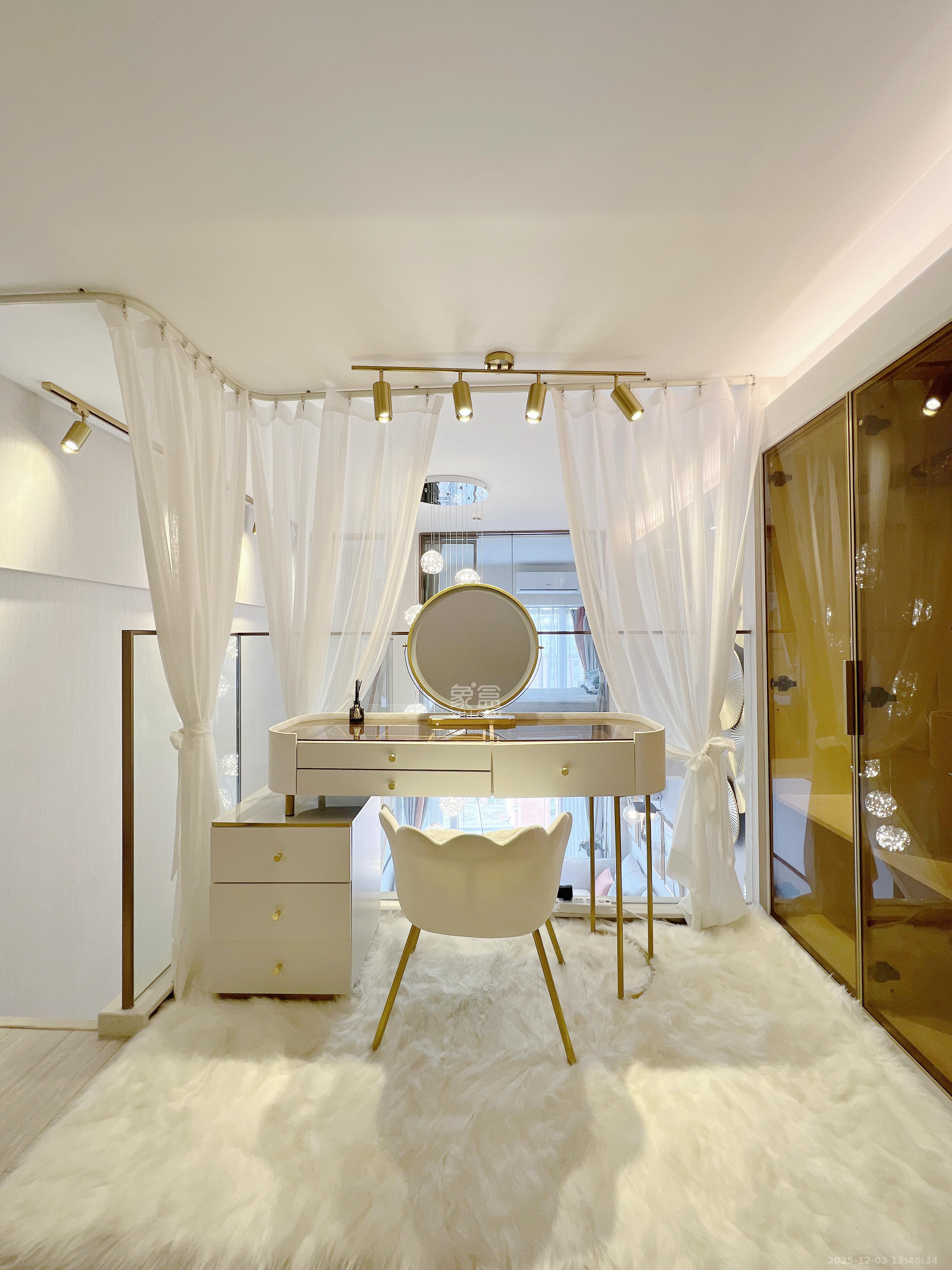 华远华时代  2室1厅1卫    3000.0元/月室内图