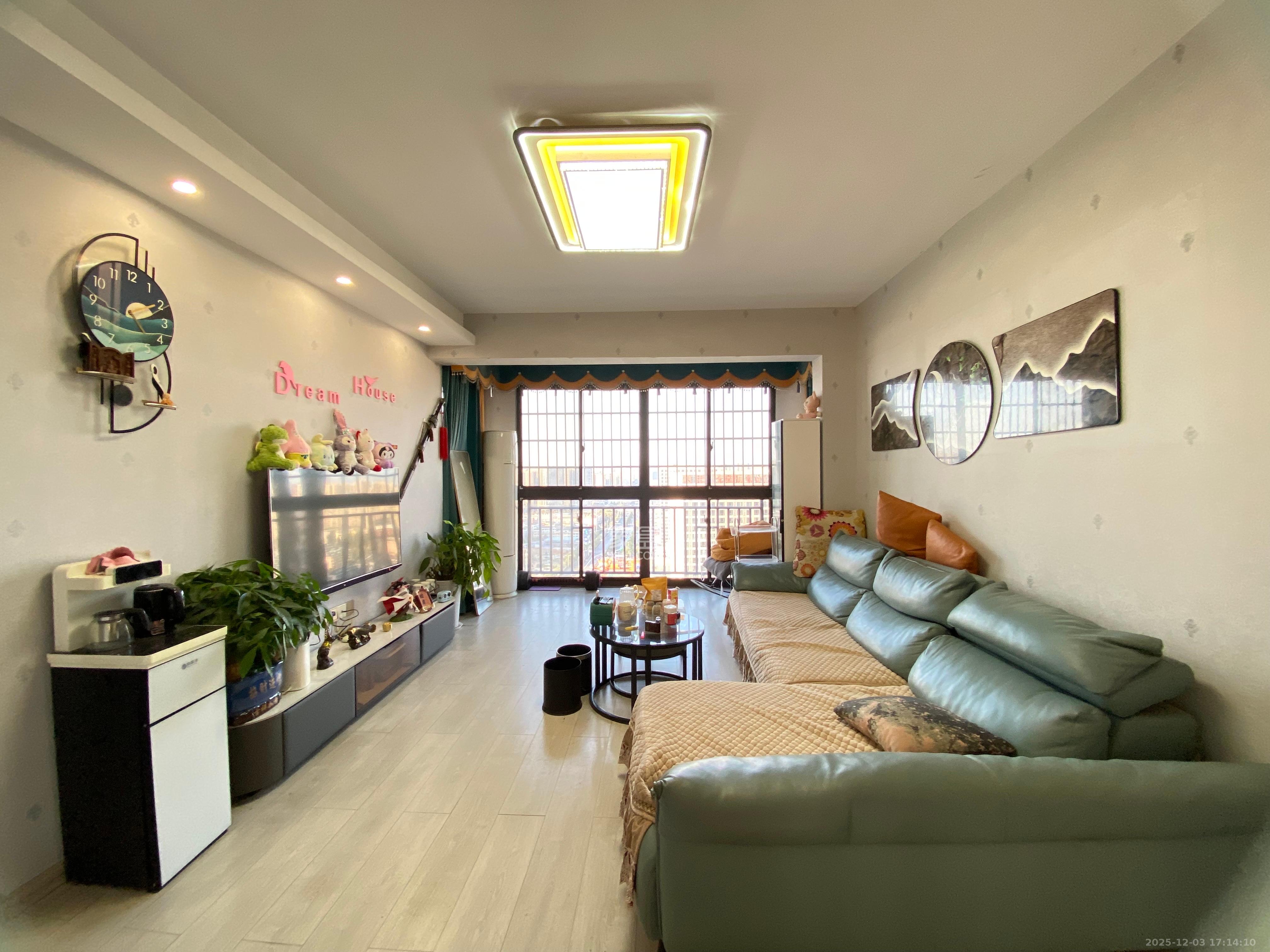 七里香榭 3室2厅1卫 2000.0元/月 七里香榭 3室2厅1卫 2000.0元/月室内图