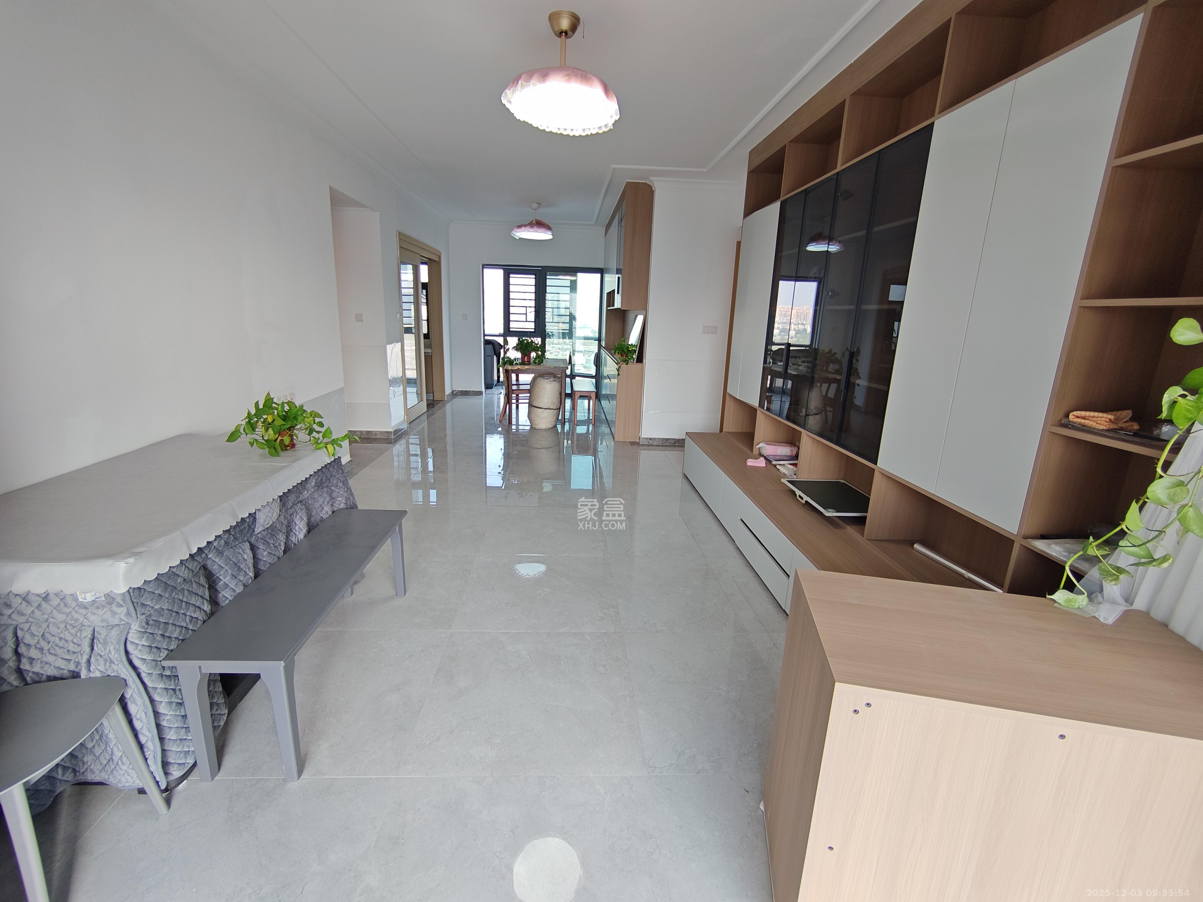 富力芙蓉新天地 3室2厅2卫 4000.0元/月 富力芙蓉新天地 3室2厅2卫 4000.0元/月室内图