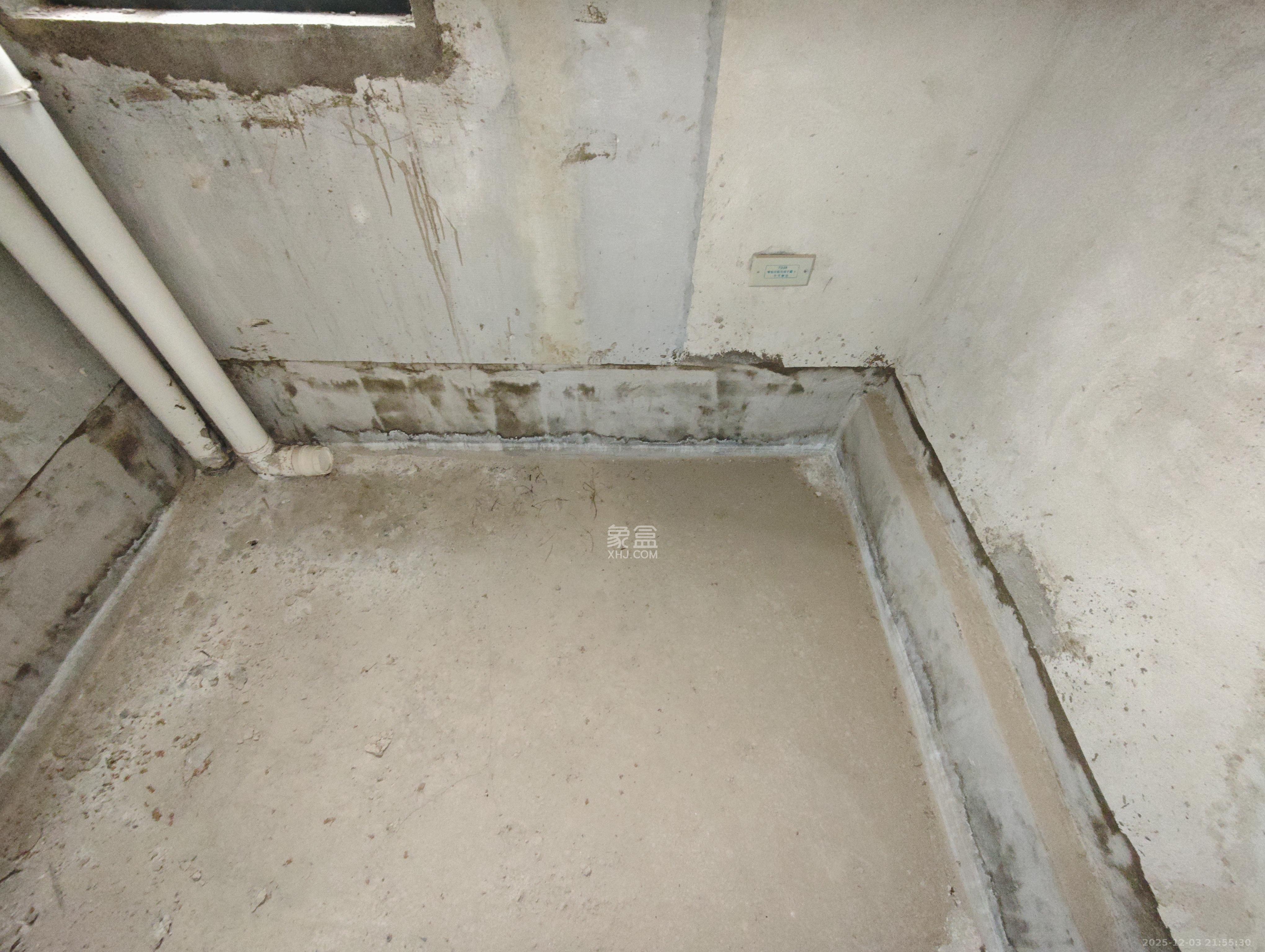 佳辉丽景鑫城 5室2厅3卫 100.0万 佳辉丽景鑫城 5室2厅3卫 100.0万卫生间