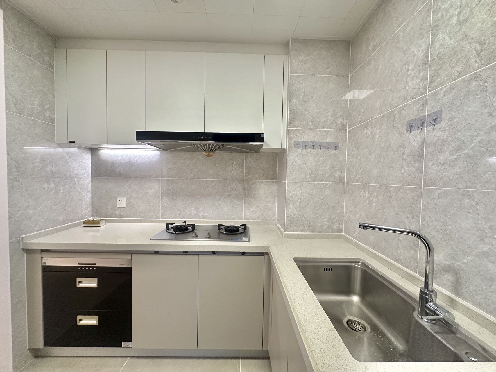 华润中心二期东悦府 3室2厅2卫 6500.0元/月 华润中心二期东悦府 3室2厅2卫 6500.0元/月室内图