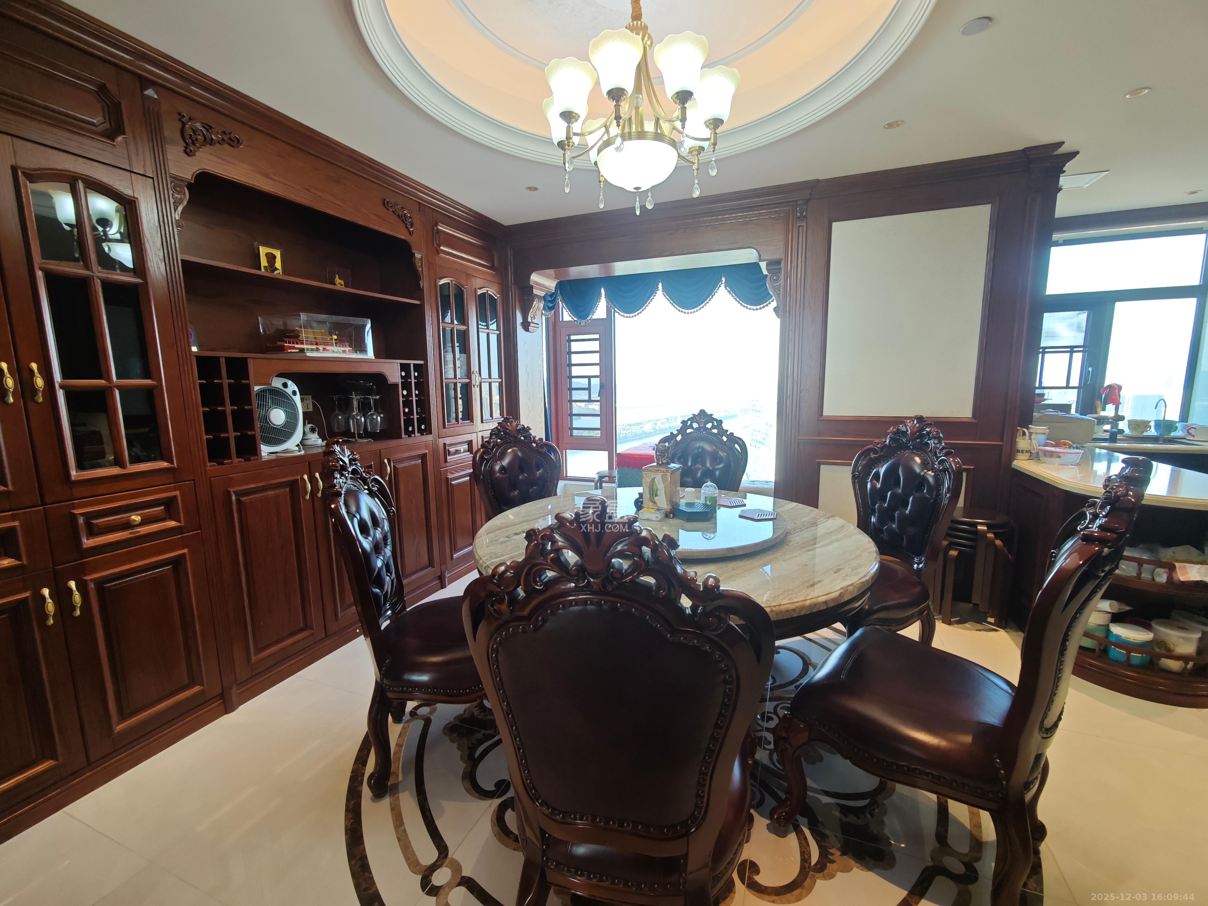 中建江山壹号 4室2厅2卫 15800.0元/月 中建江山壹号 4室2厅2卫 15800.0元/月室内图