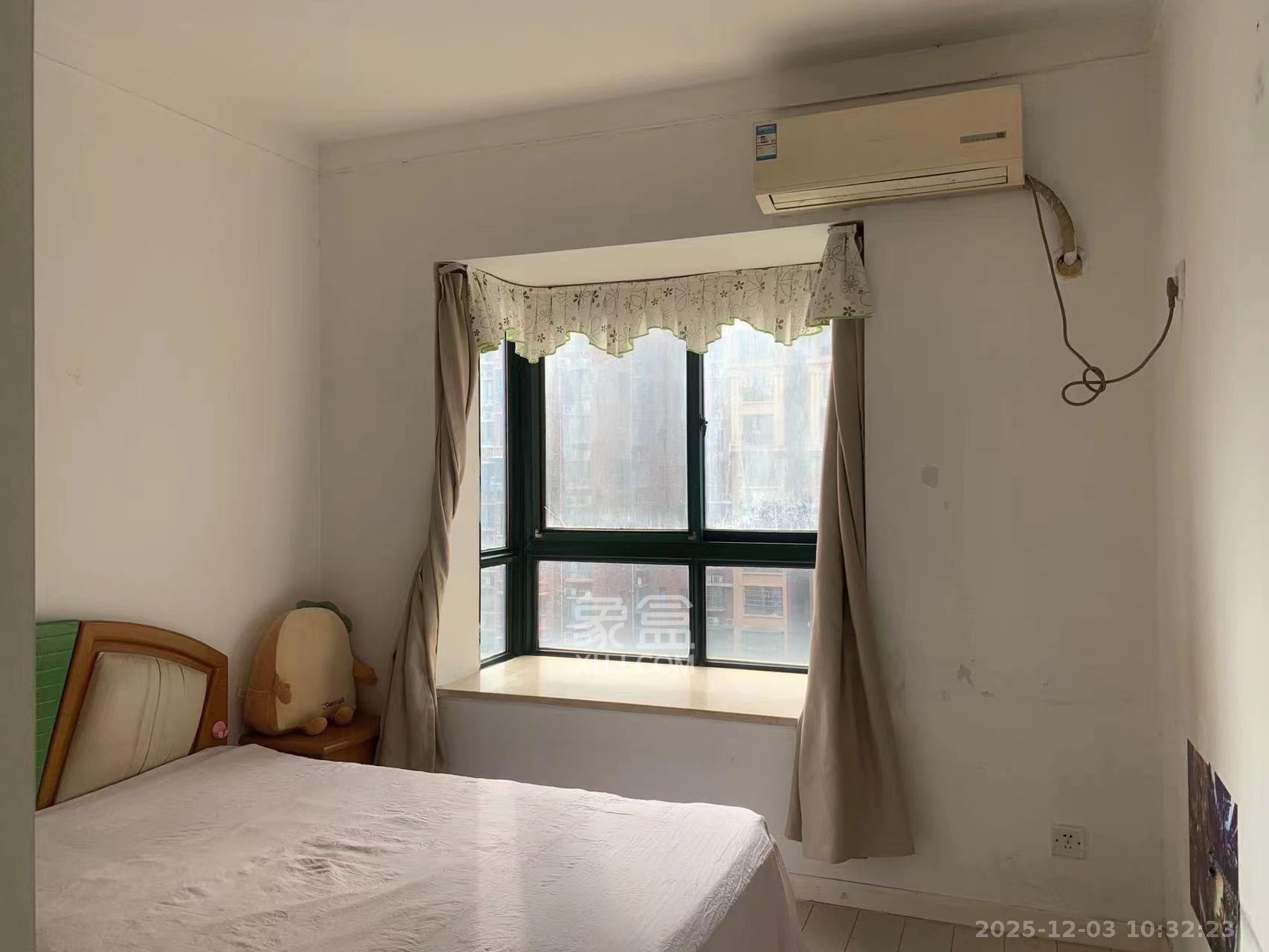 东玺门  2室1厅1卫    2500.0元/月室内图