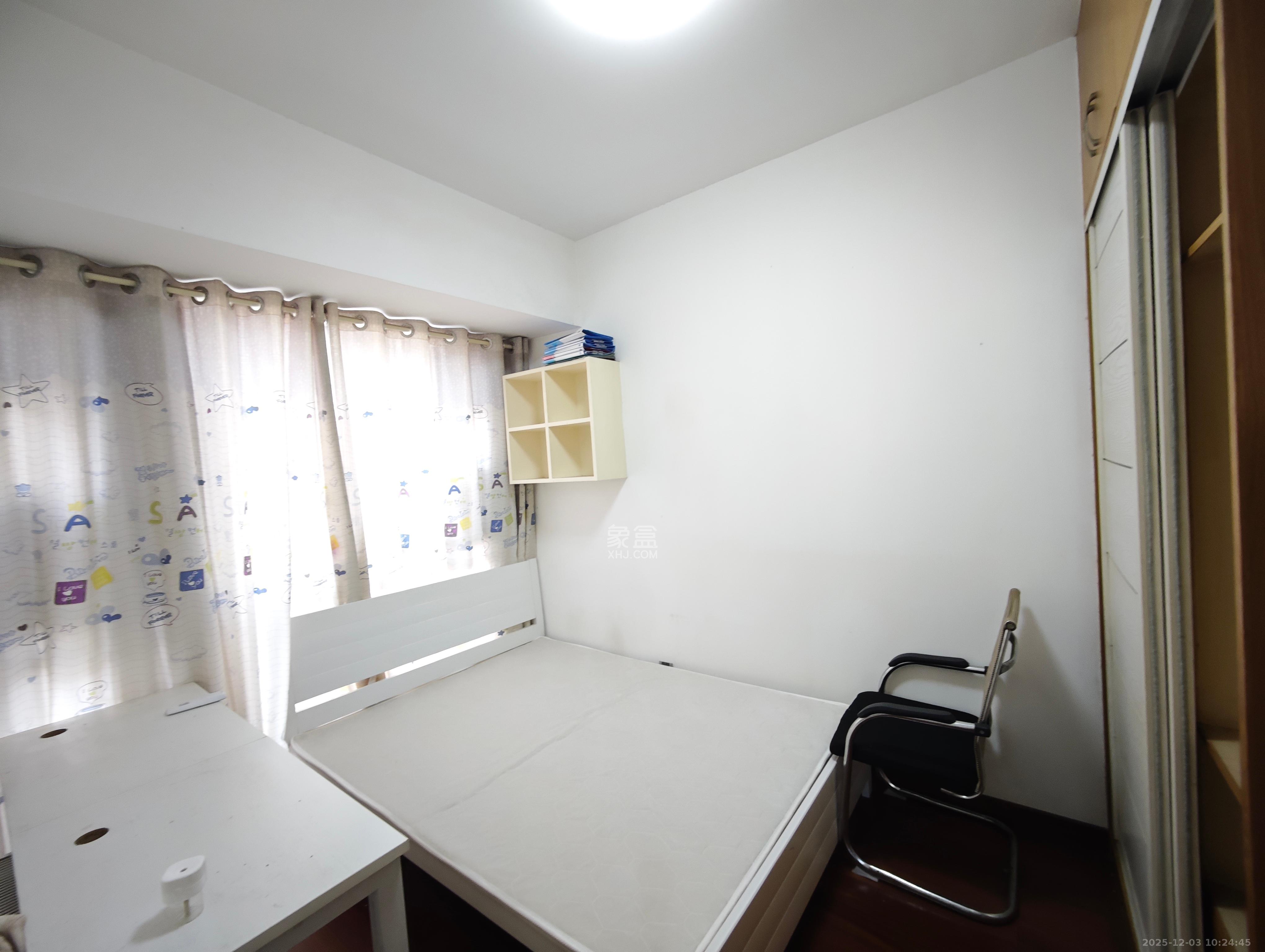 湘域熙岸 1室2厅2卫 3900.0元/月 湘域熙岸 1室2厅2卫 3900.0元/月室内图