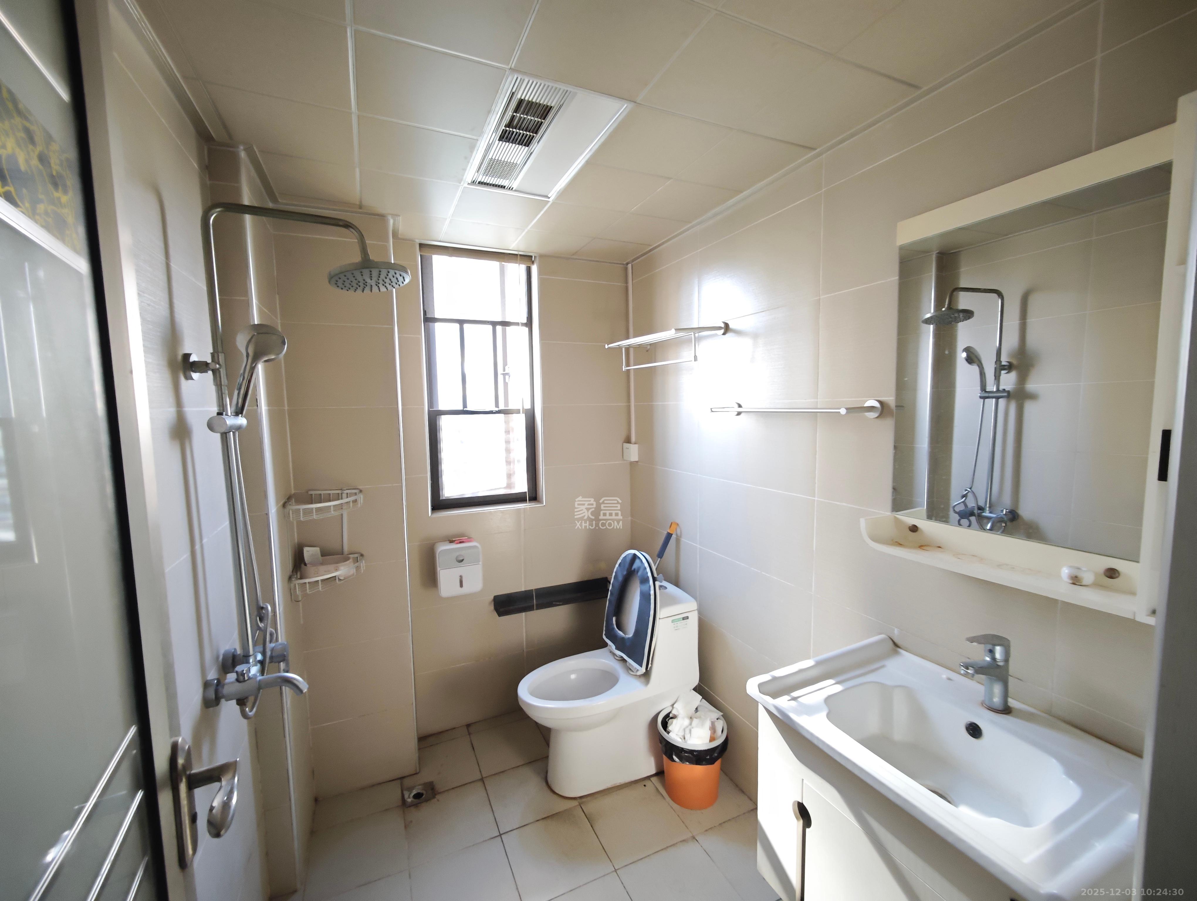 湘域熙岸 1室2厅2卫 3900.0元/月 湘域熙岸 1室2厅2卫 3900.0元/月室内图