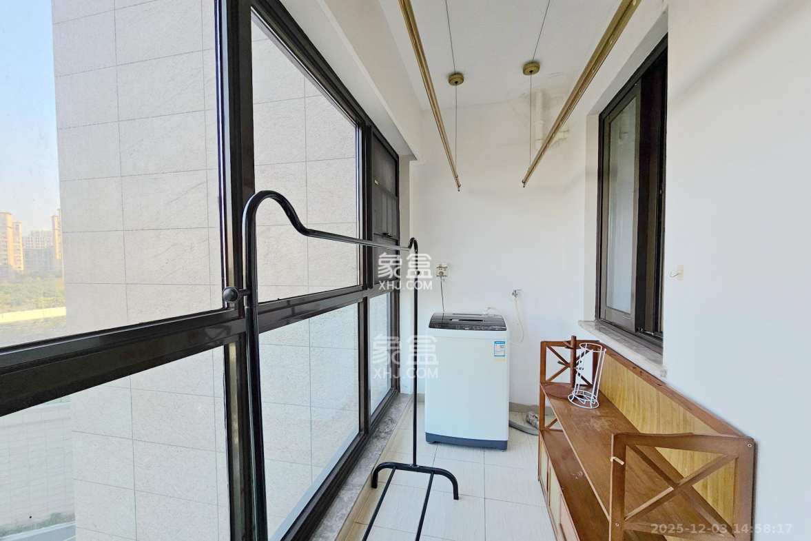 明昇壹城(明昇时代广场)二期 3室2厅2卫 150.0万 明昇壹城(明昇时代广场)二期 3室2厅2卫 150.0万其他