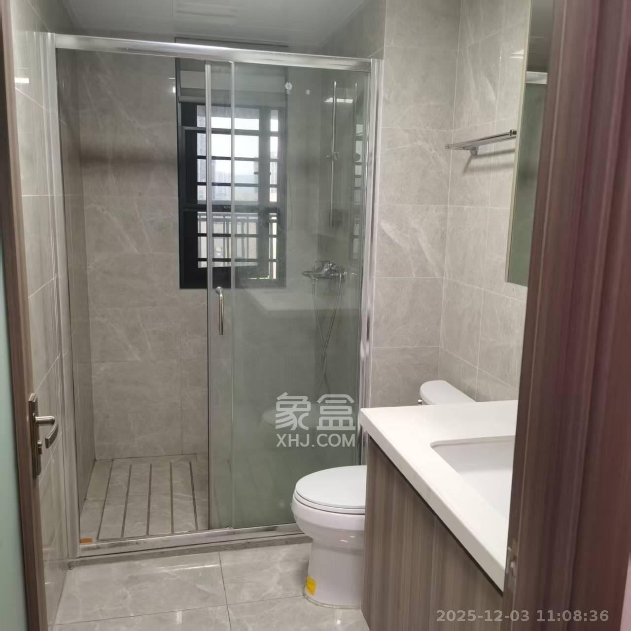 中海阅麓山一期 3室2厅2卫 3200.0元/月 中海阅麓山一期 3室2厅2卫 3200.0元/月室内图