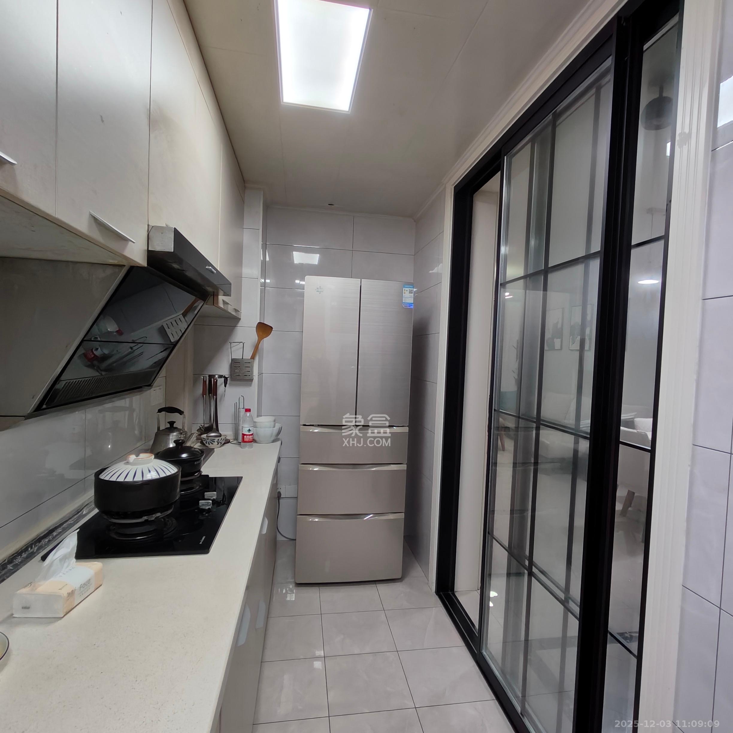 中国铁建梅溪青秀一期  3室2厅1卫    2900.0元/月室内图