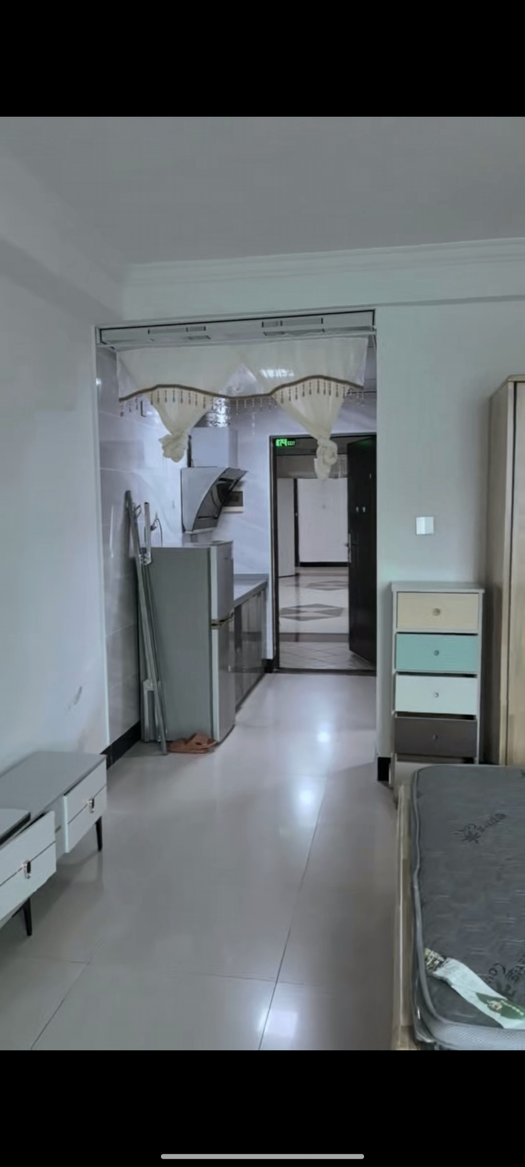 国贸经典  1室1厅1卫    1300.0元/月室内图