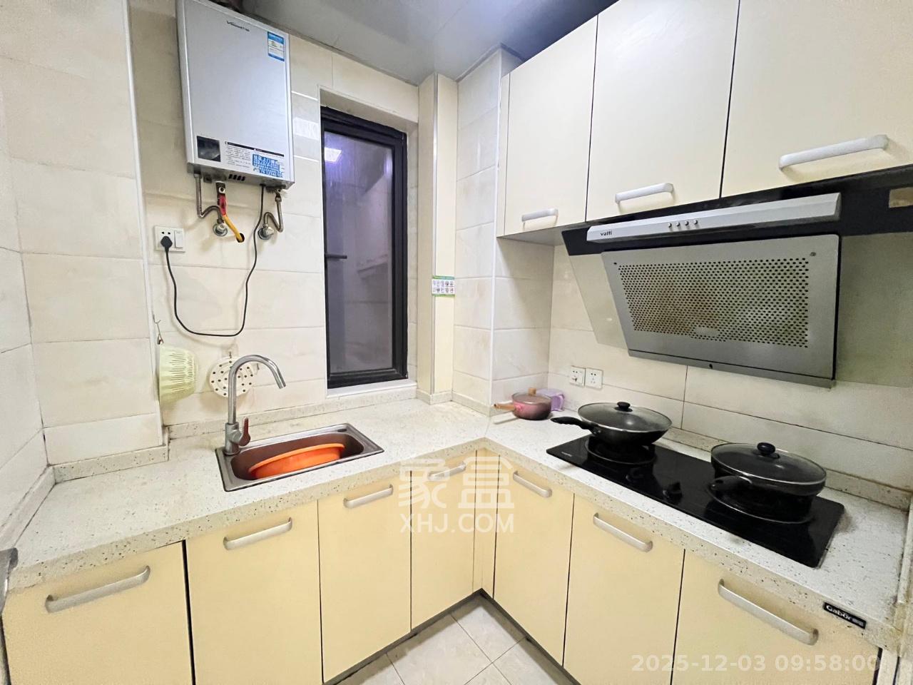 达美D6区  1室1厅1卫    1950.0元/月室内图