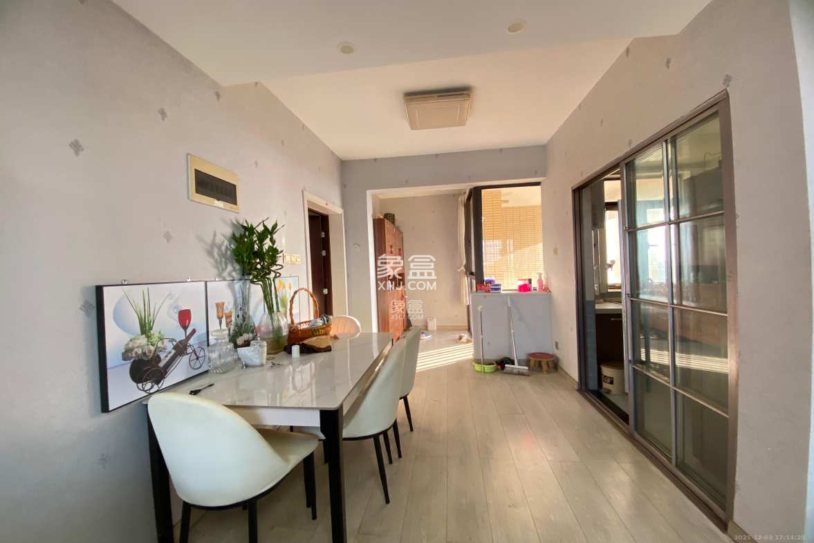 七里香榭 3室2厅1卫 2000.0元/月 七里香榭 3室2厅1卫 2000.0元/月室内图