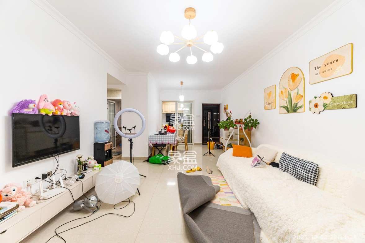 蓝山郡 3室2厅1卫 1900.0元/月 蓝山郡 3室2厅1卫 1900.0元/月室内图