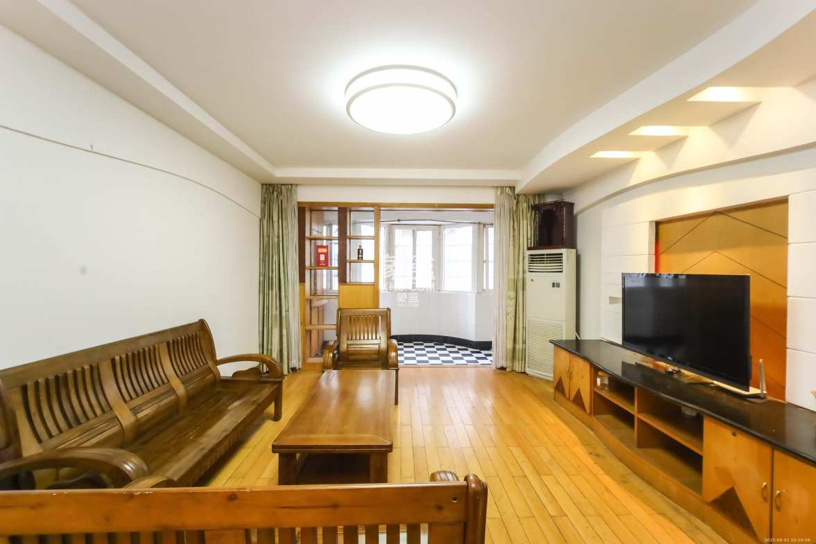 德政园 3室2厅1卫 1900.0元/月 德政园 3室2厅1卫 1900.0元/月室内图