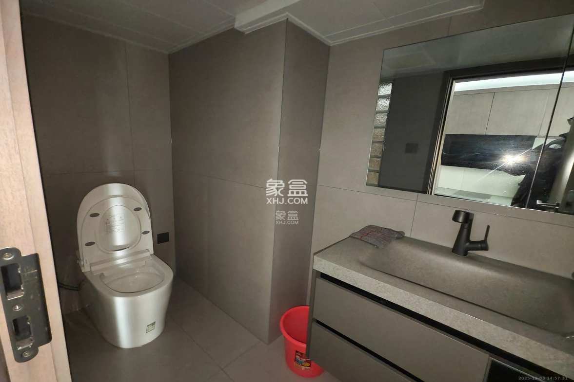 卓越江岸 1室0厅0卫 3800.0元/月 卓越江岸 1室0厅0卫 3800.0元/月室内图