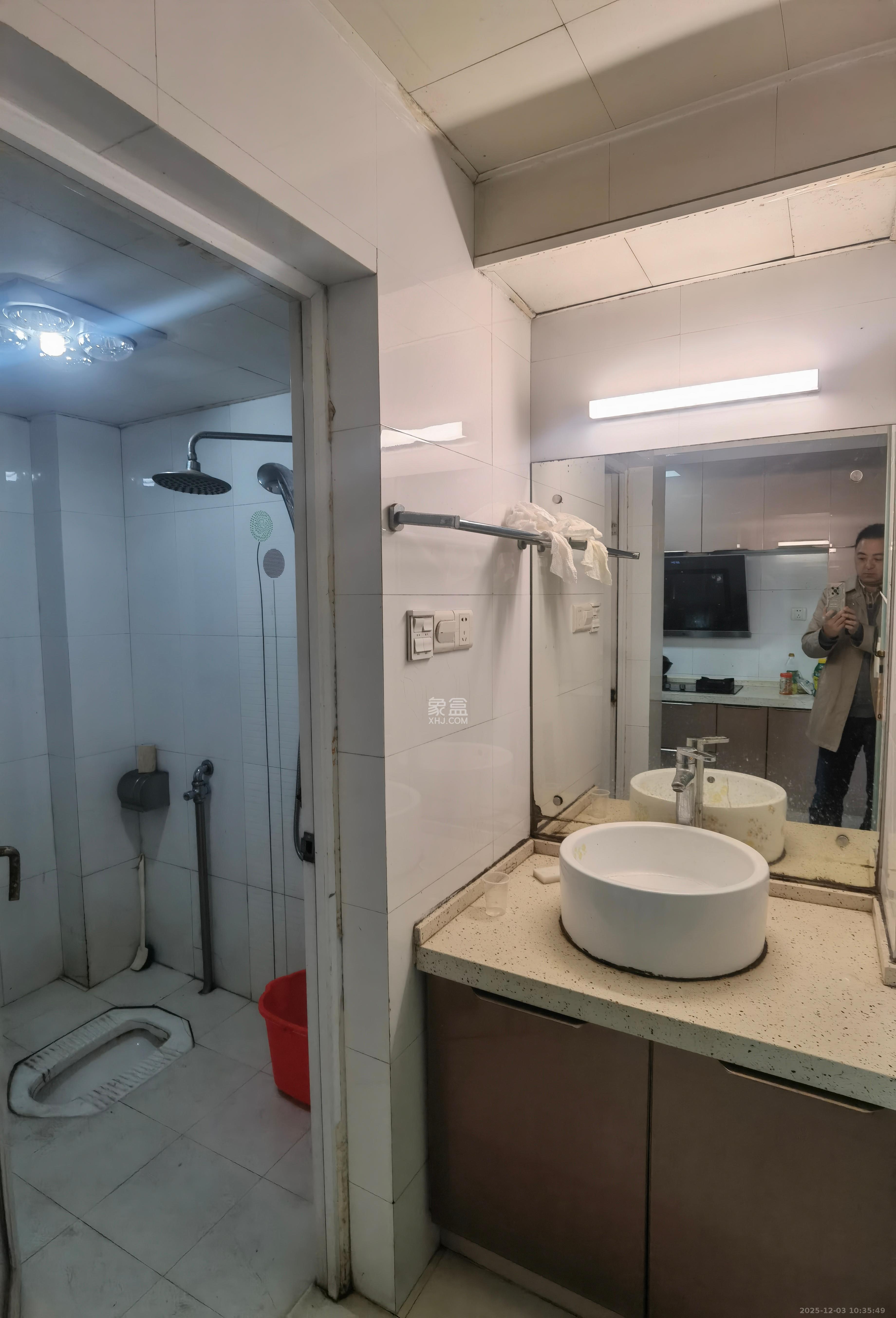 左岸春天  3室2厅1卫    2500.0元/月室内图