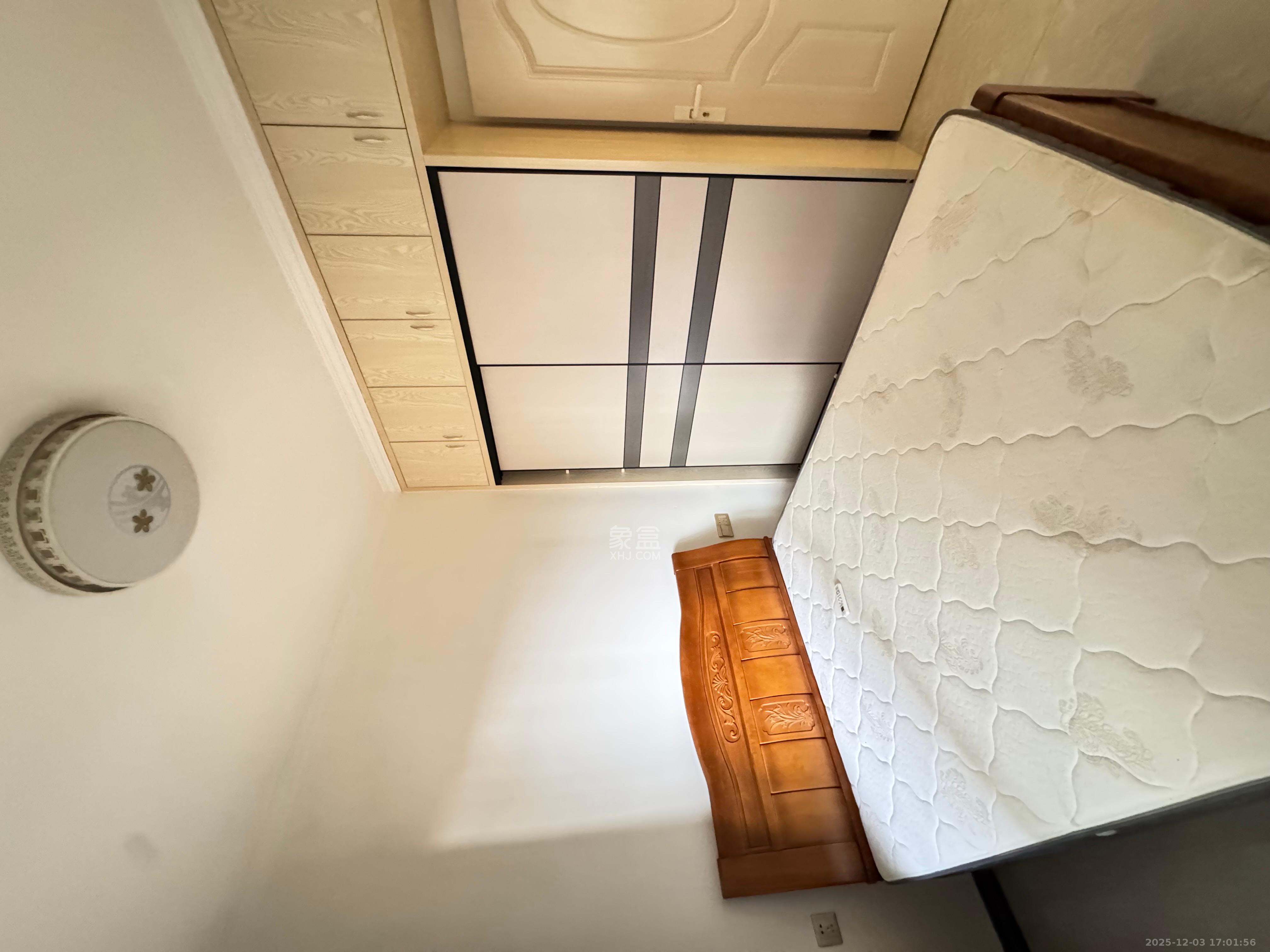 星城新宇颐景苑  3室2厅1卫    2600.0元/月室内图