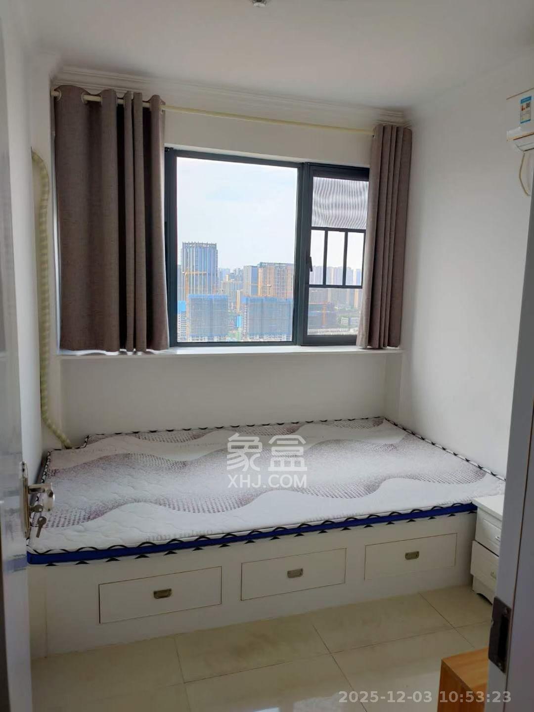 欧亚达国际广场 2室2厅1卫 2400.0元/月 欧亚达国际广场 2室2厅1卫 2400.0元/月室内图