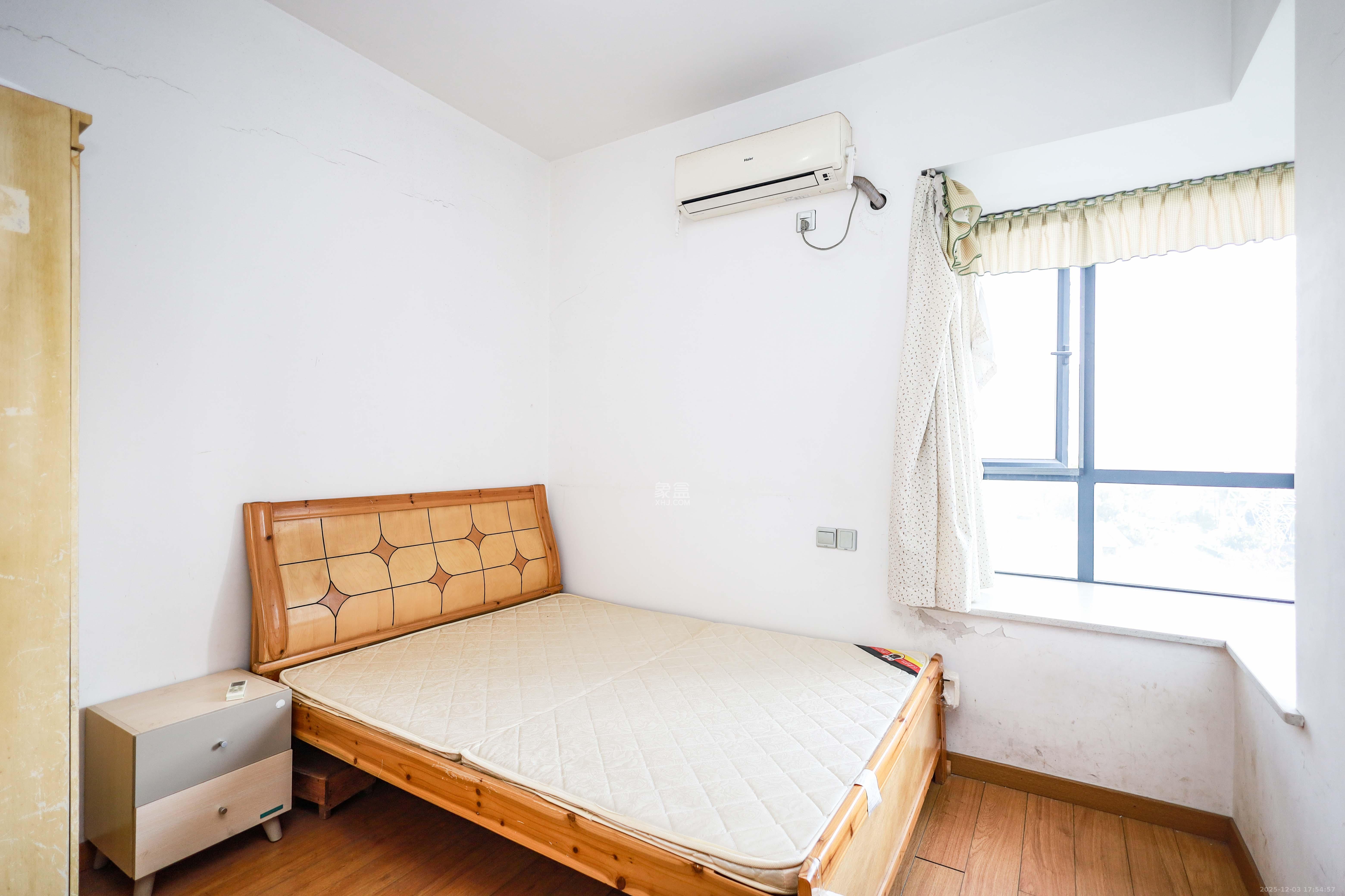 莱茵城  3室2厅1卫    59.8万卧室