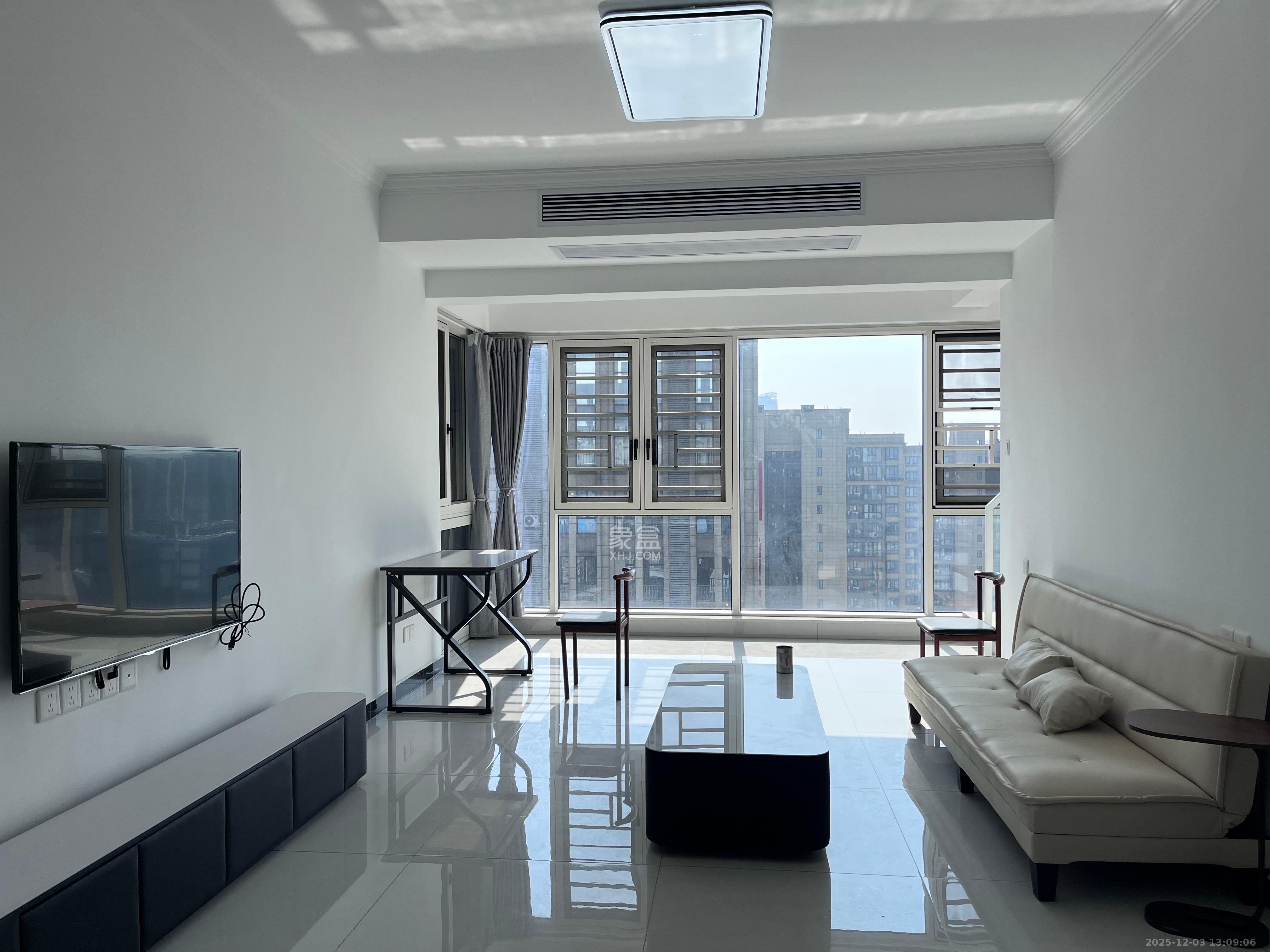 步步高梅溪新天地二期(步步高梅溪嘉苑) 2室1厅1卫 2500.0元/月 步步高梅溪新天地二期(步步高梅溪嘉苑) 2室1厅1卫 2500.0元/月室内图