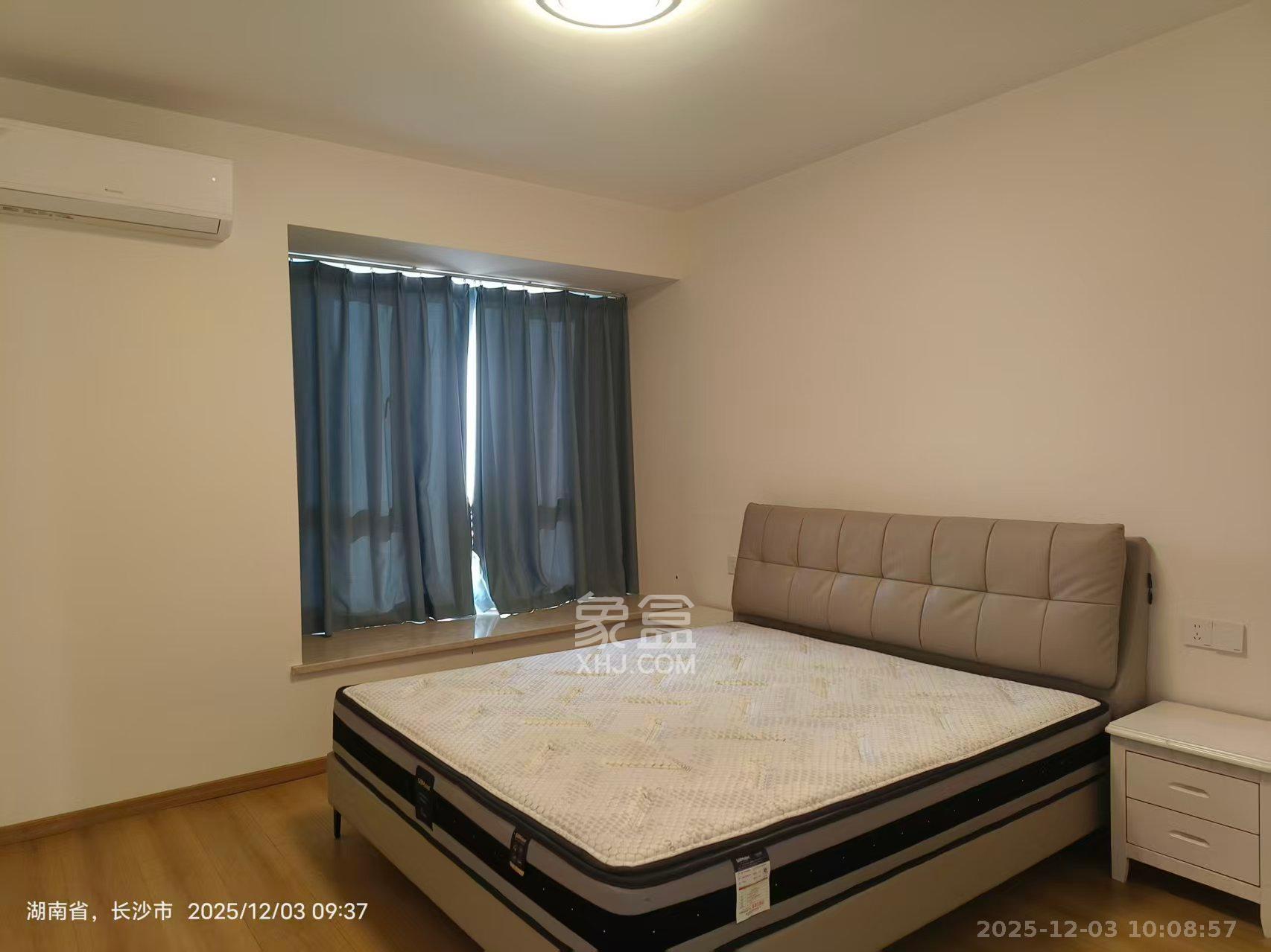 轨道中建麓江府  4室2厅2卫    3000.0元/月室内图