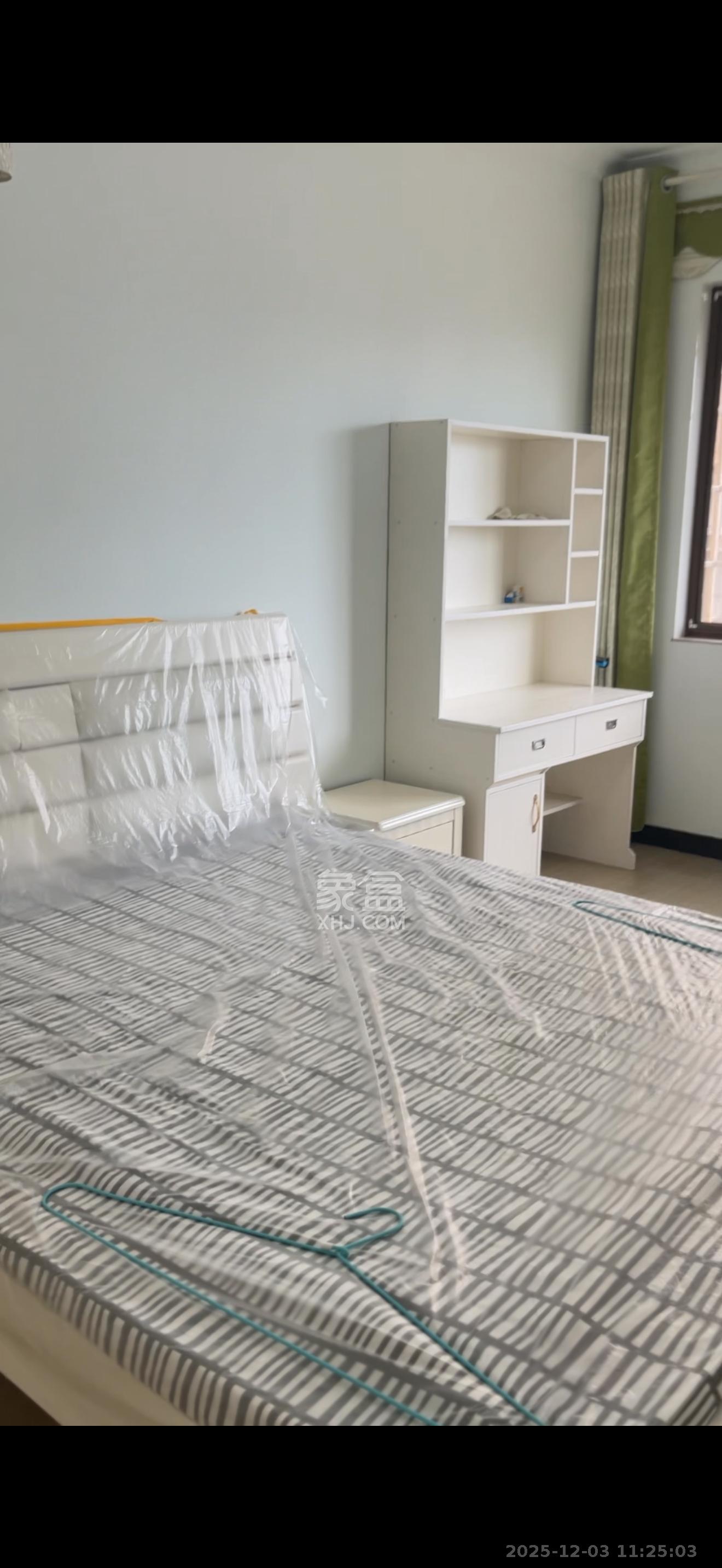 四季星城 1室2厅1卫 1900.0元/月 四季星城 1室2厅1卫 1900.0元/月室内图