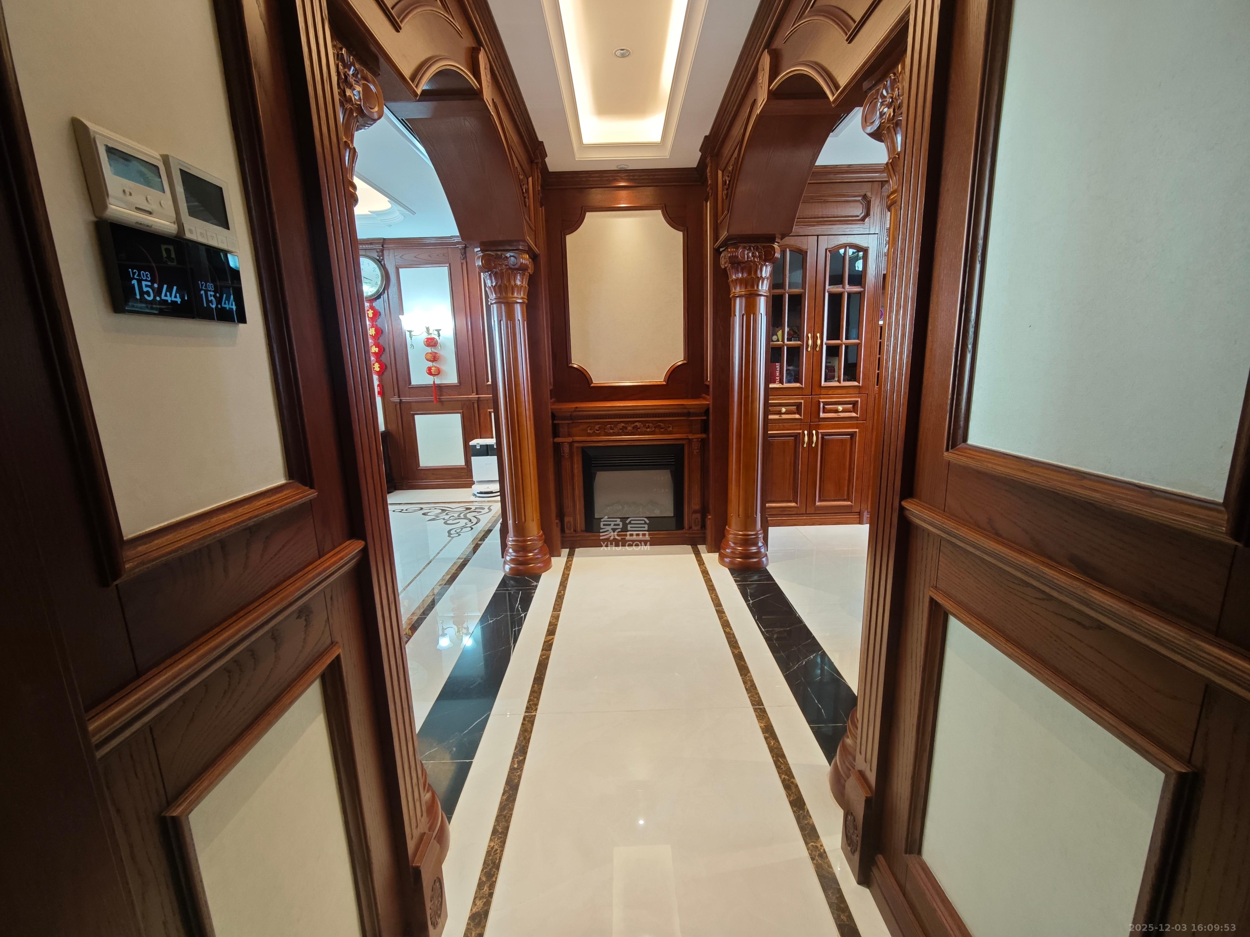 中建江山壹号  4室2厅2卫    15800.0元/月室内图