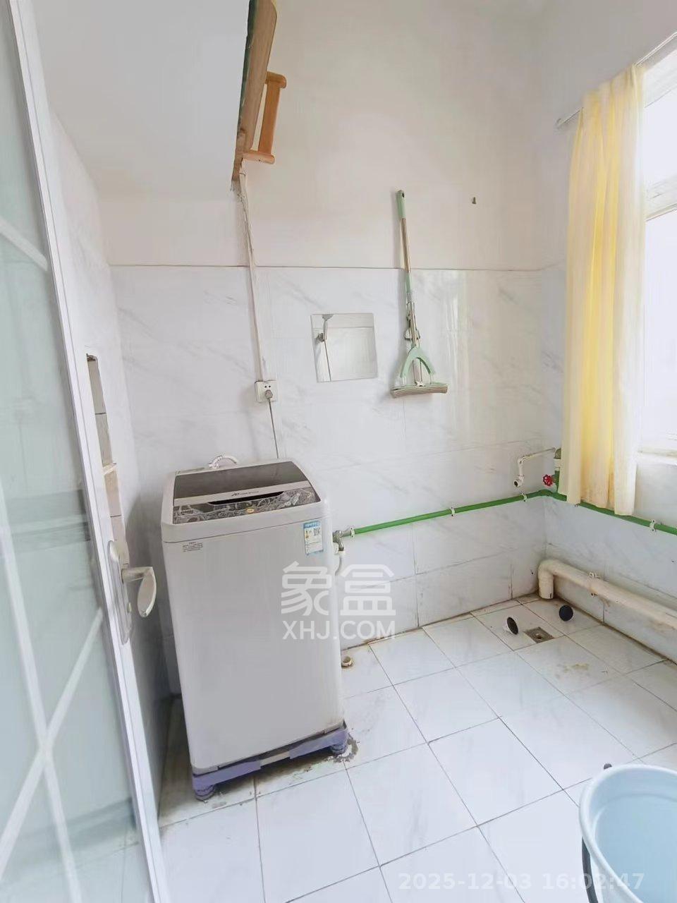 乔庄社区 1室1厅1卫 1200.0元/月 乔庄社区 1室1厅1卫 1200.0元/月室内图