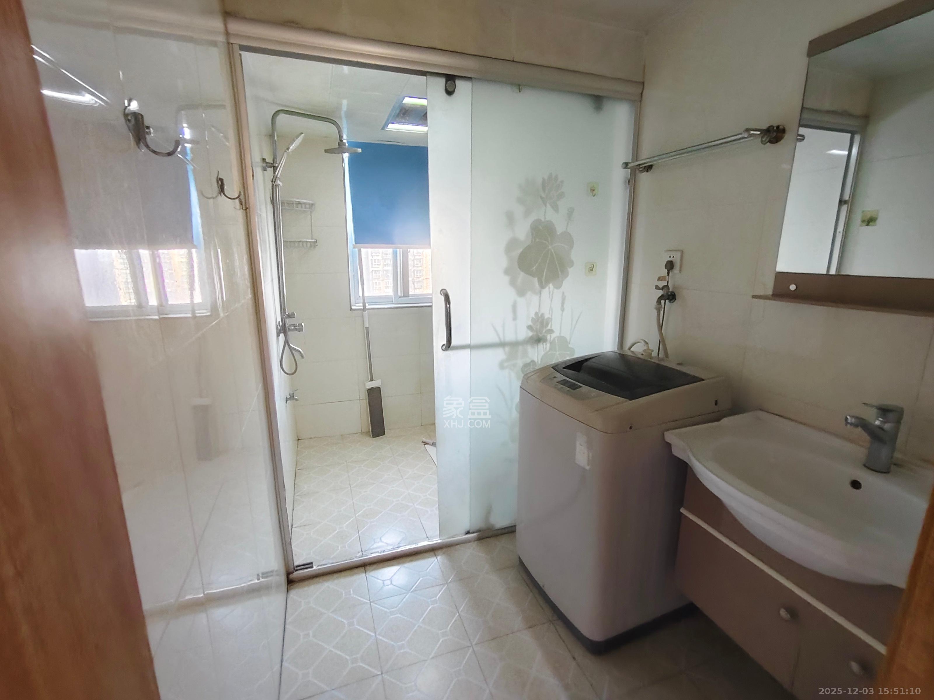 谷山乐园二期 3室2厅1卫 2000.0元/月 谷山乐园二期 3室2厅1卫 2000.0元/月室内图