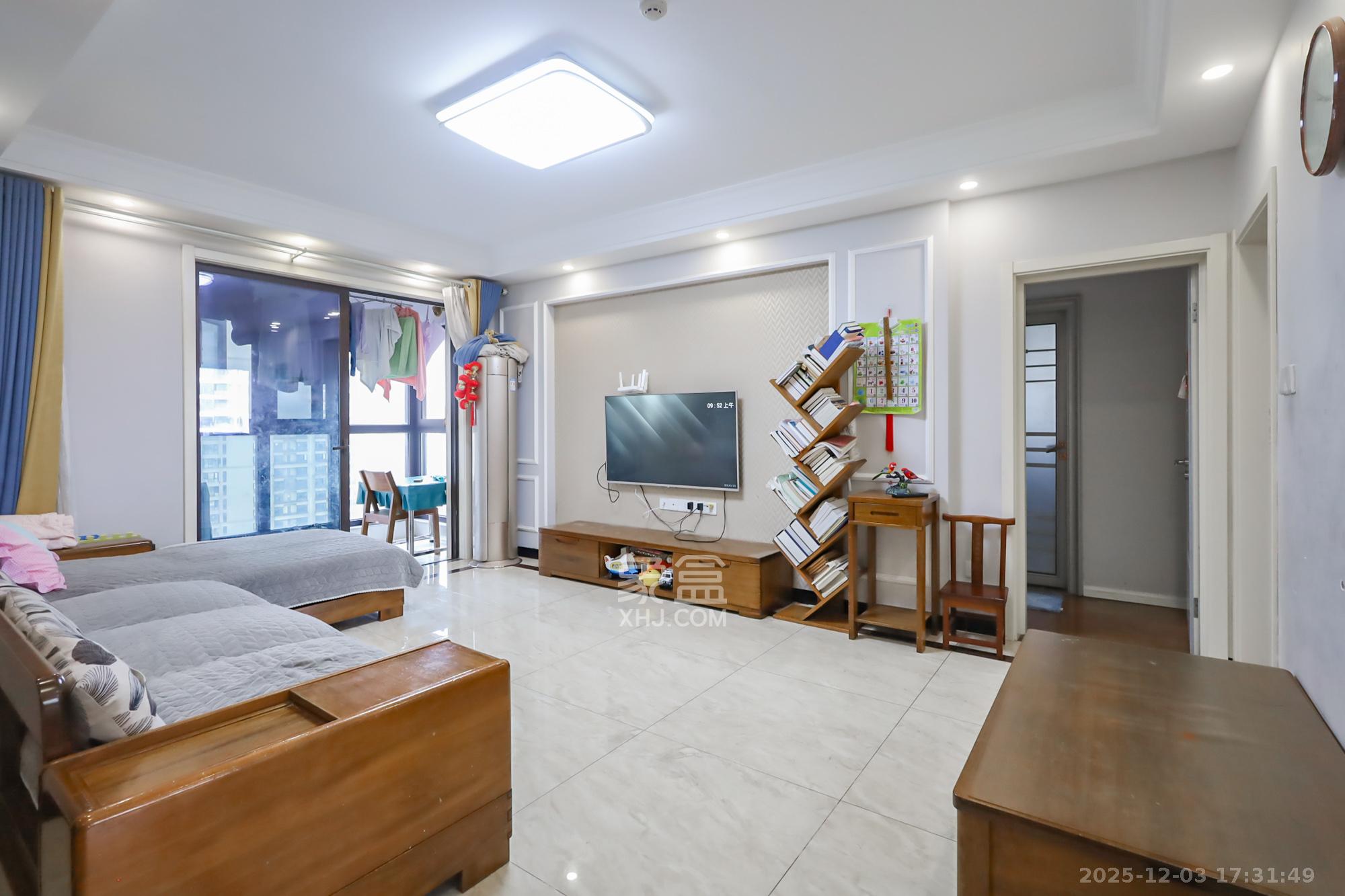 保利西海岸B区  3室2厅2卫    145.0万