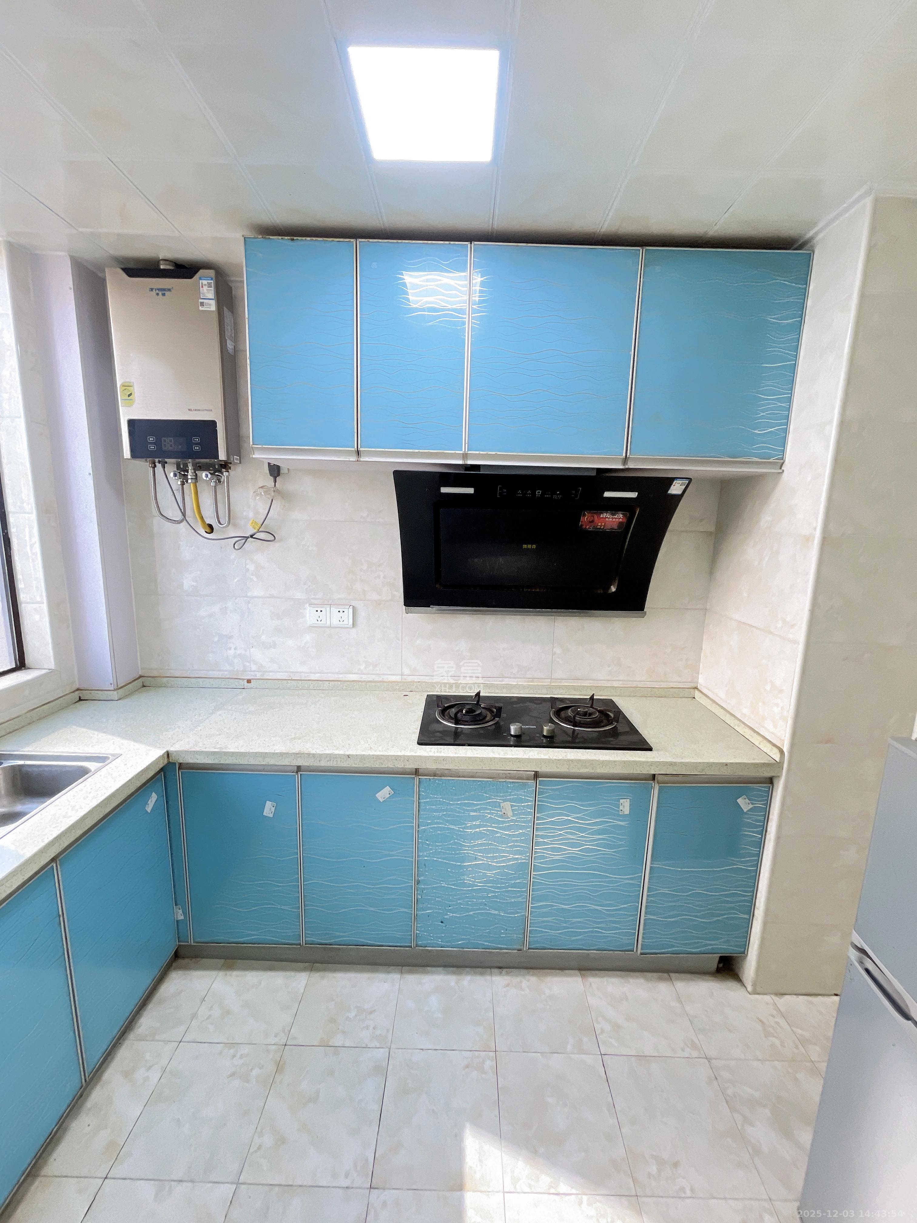 梅溪鑫苑名家 3室2厅2卫 2500.0元/月 梅溪鑫苑名家 3室2厅2卫 2500.0元/月室内图