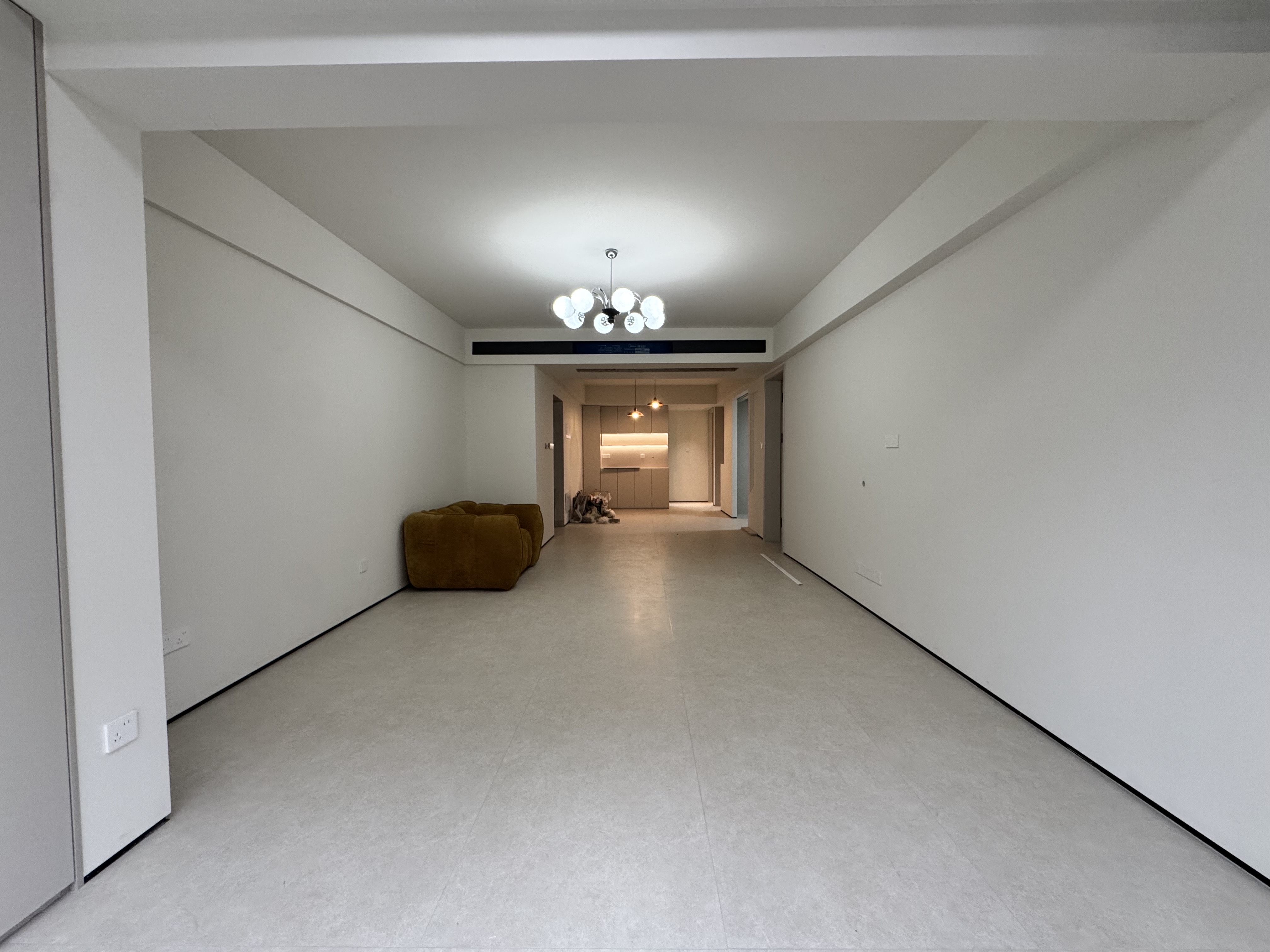 高盛国际 4室2厅2卫 2300.0元/月 高盛国际 4室2厅2卫 2300.0元/月室内图