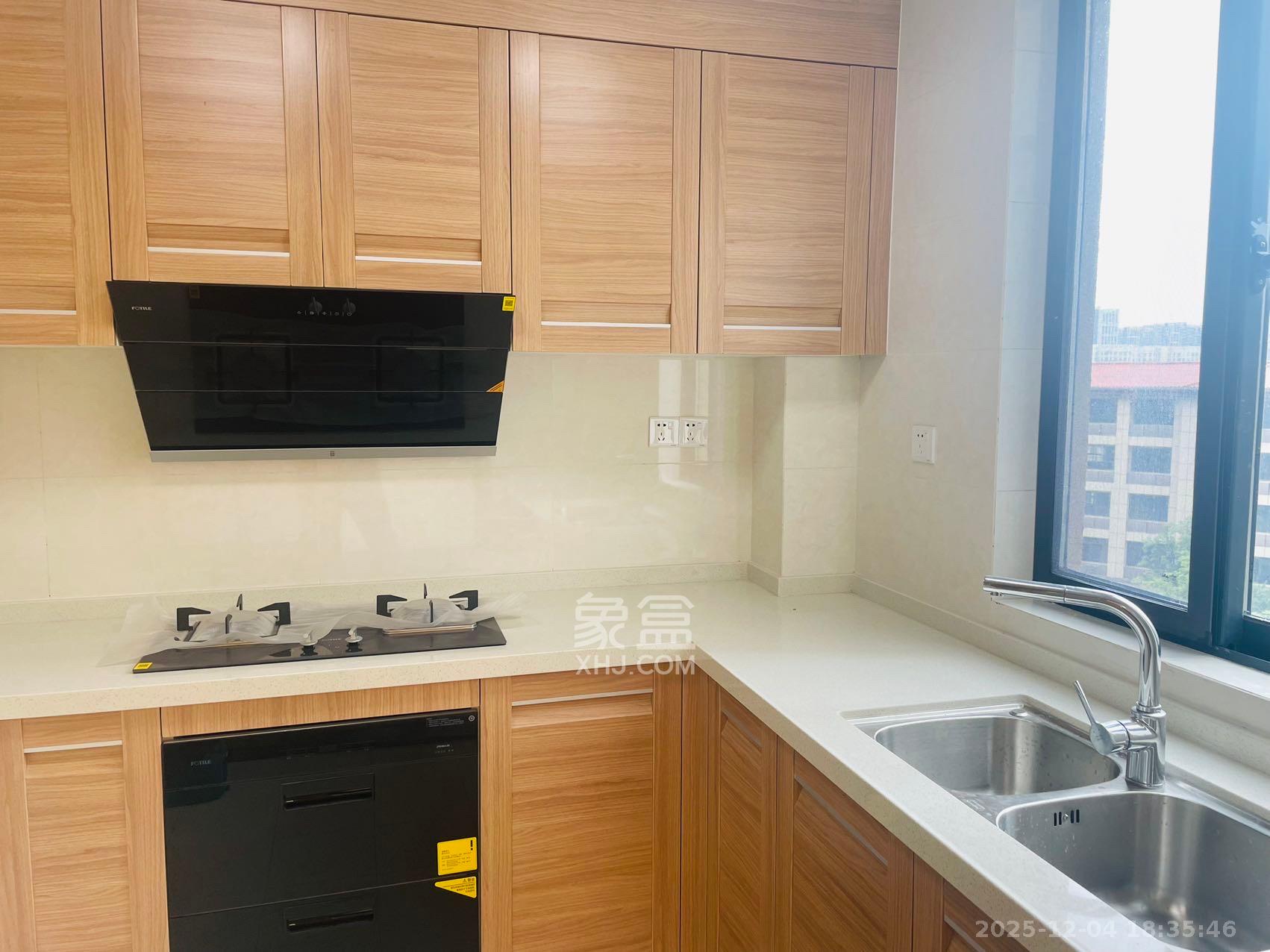 中建璟和城 4室2厅2卫 3300.0元/月 中建璟和城 4室2厅2卫 3300.0元/月室内图