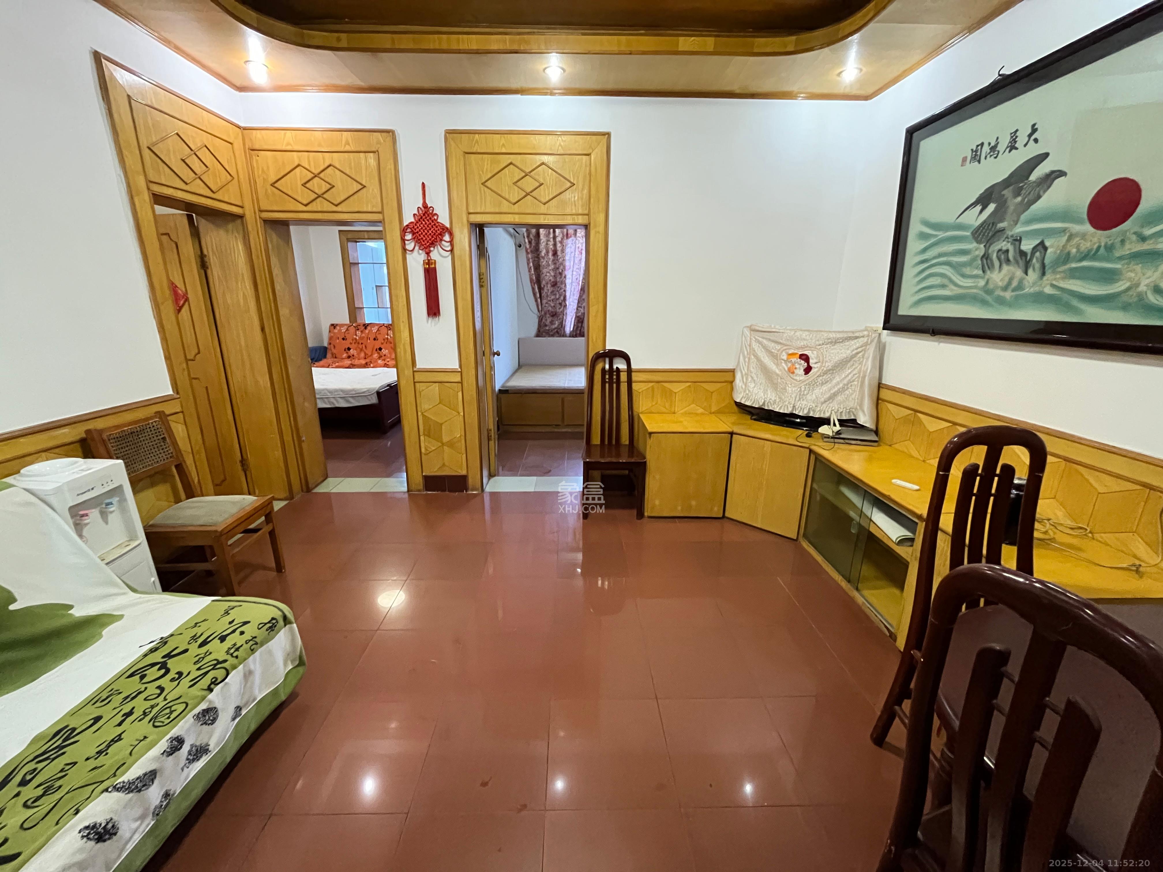 长岭水电八局宿舍  3室1厅1卫    1700.0元/月室内图