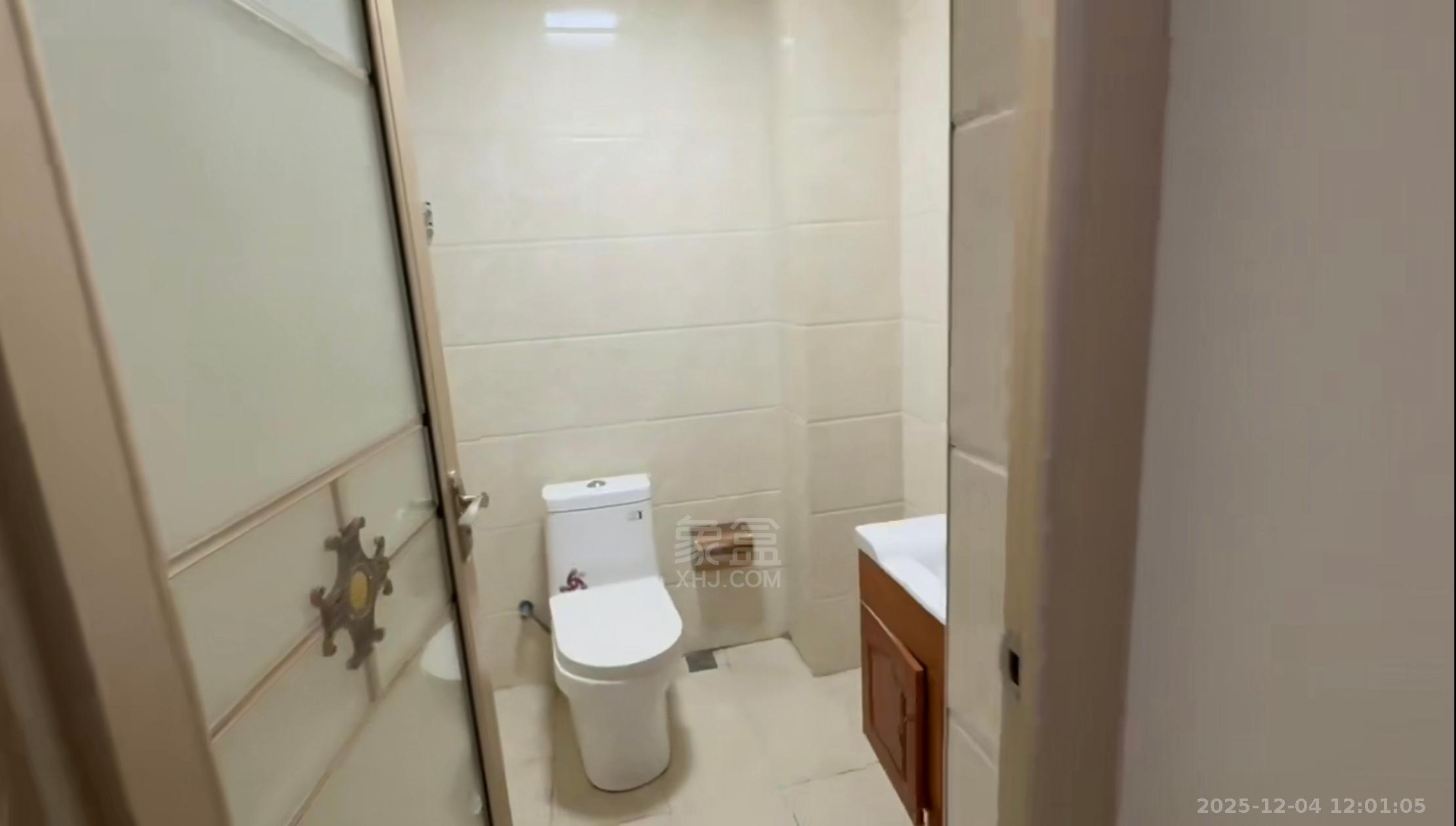 尚格名城花好悦园4期  3室2厅2卫    2200.0元/月室内图